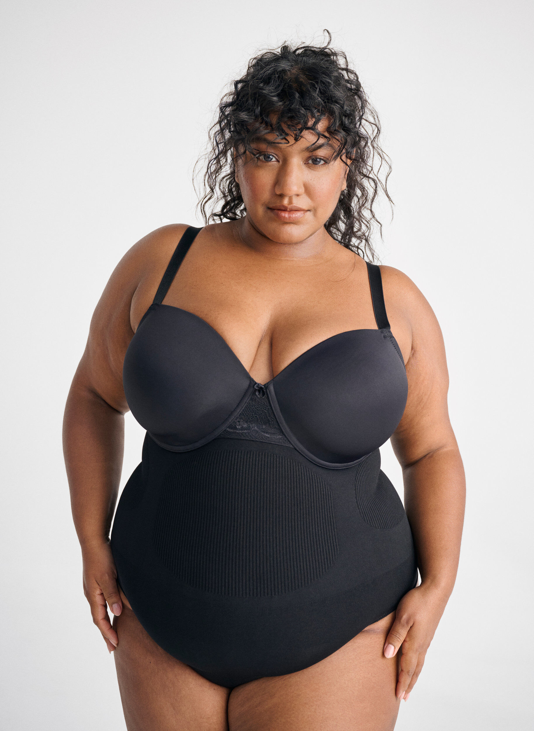 Zizzi Shapewear string met hoge taille, Zwart, Image image number 0