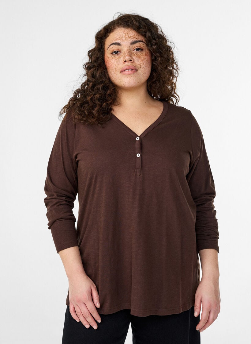 T-shirt met lange mouwen, V-hals en knopen, Bruin, Model image number 0