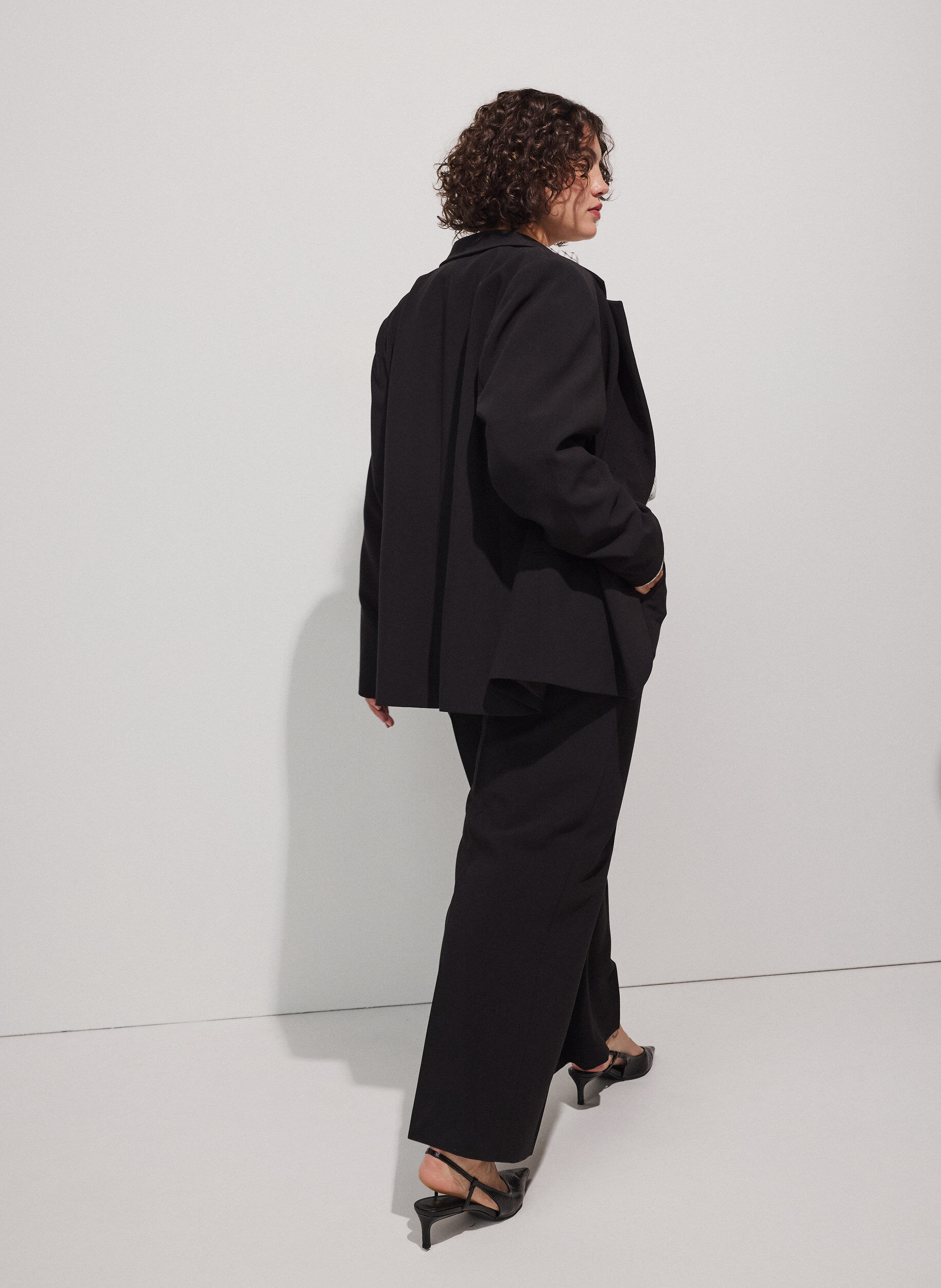 ZizziOp maat gemaakte broek met wijde pijpen en hoge taille, Zwart, Model image number 1