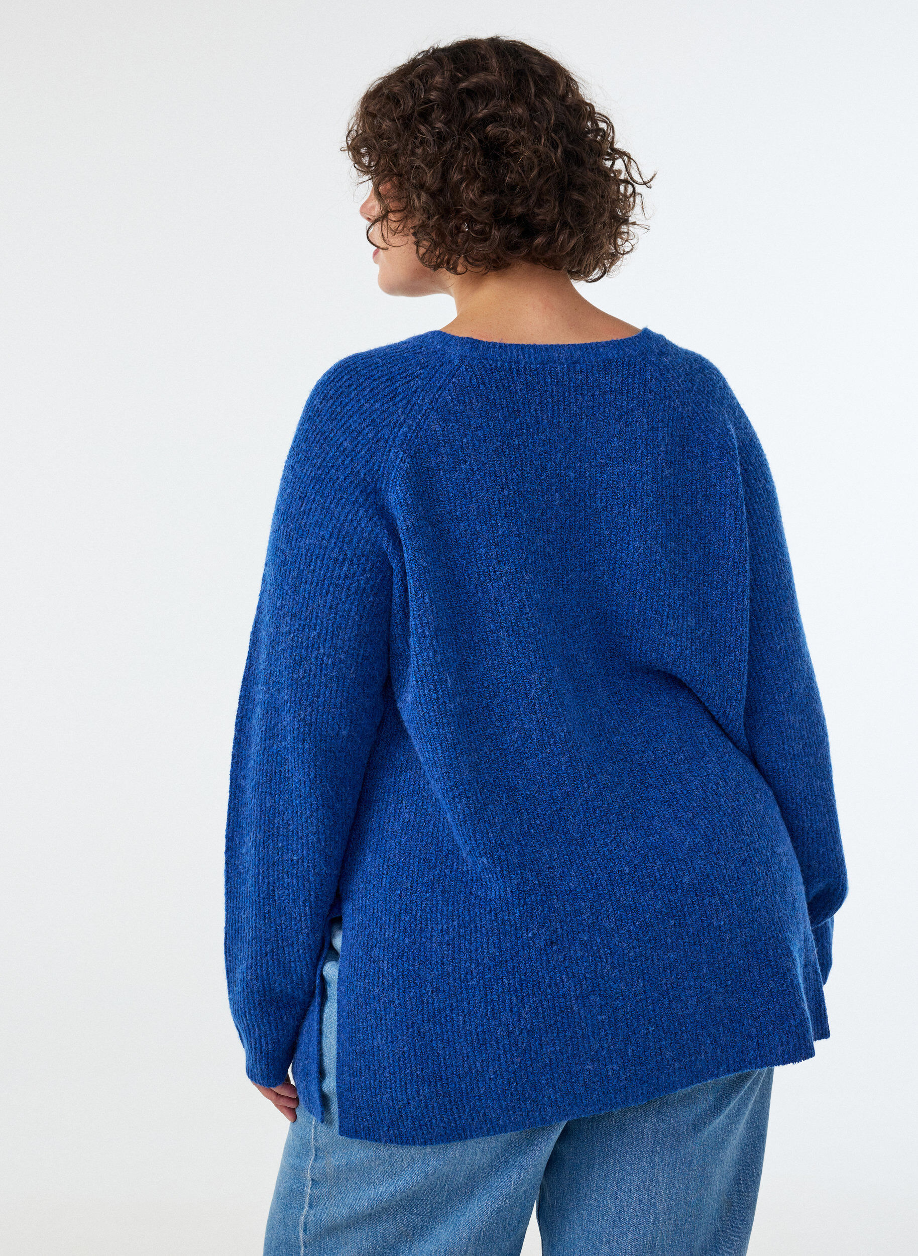 ZizziGebreide trui met een diagonaal patroon en raglanmouwen, Blauw, Model image number 2