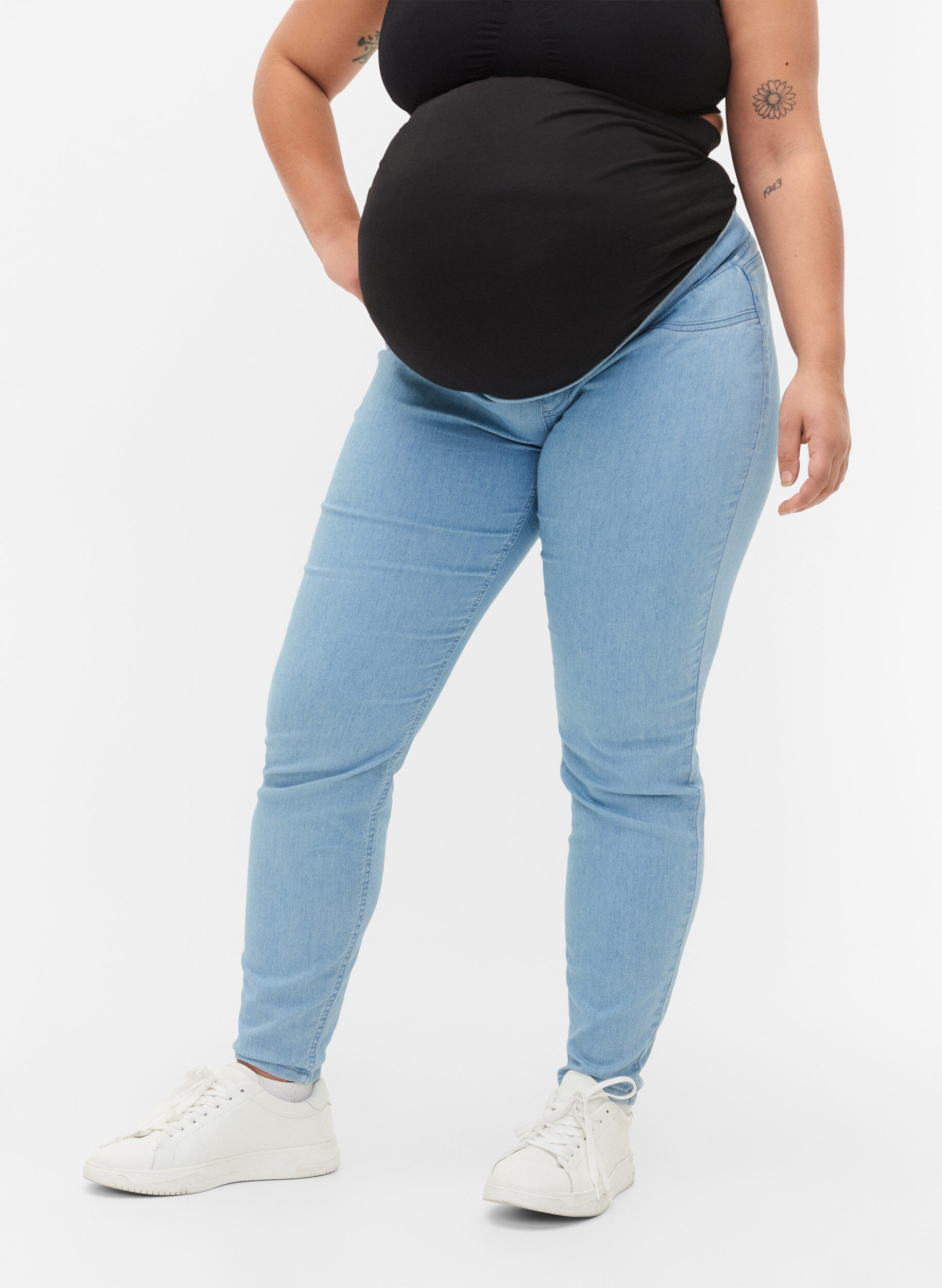 Zizzi Zwangerschapsjeggings met achterzakken, Blauw, Model image number 2