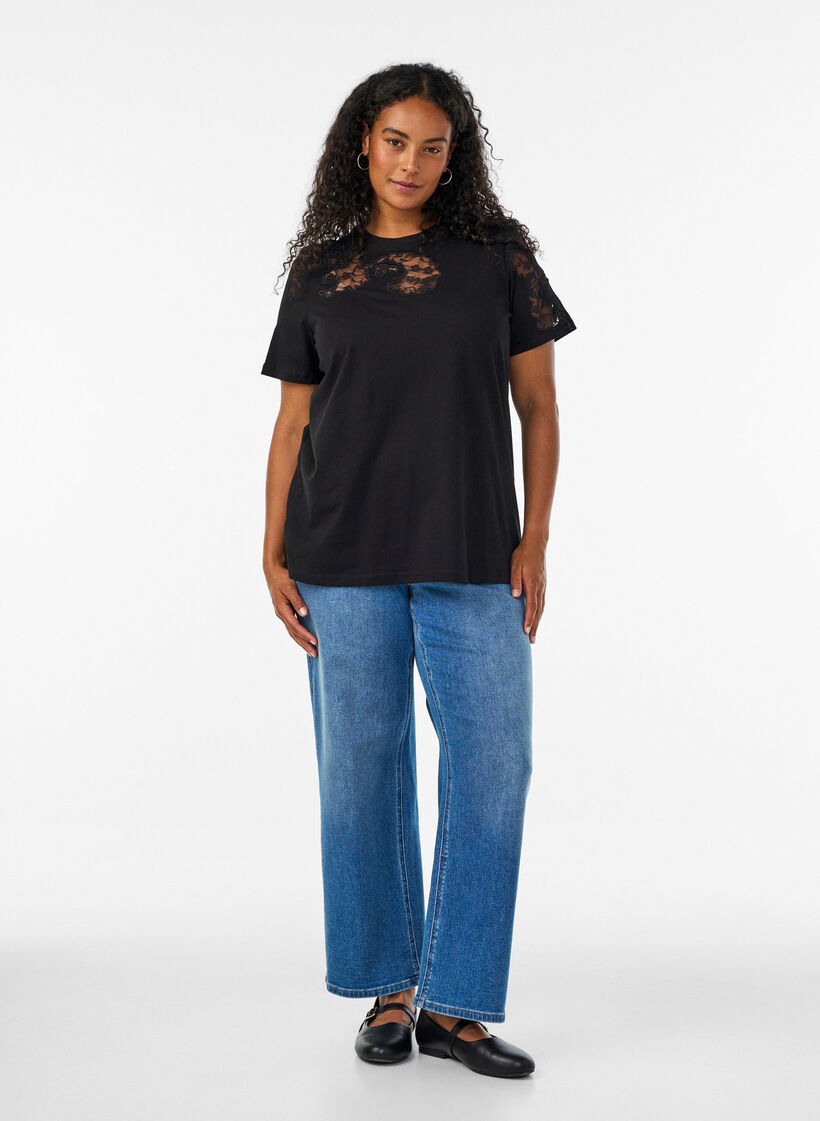 Katoenen T-shirt met kanten applicaties, Zwart, Model image number 1