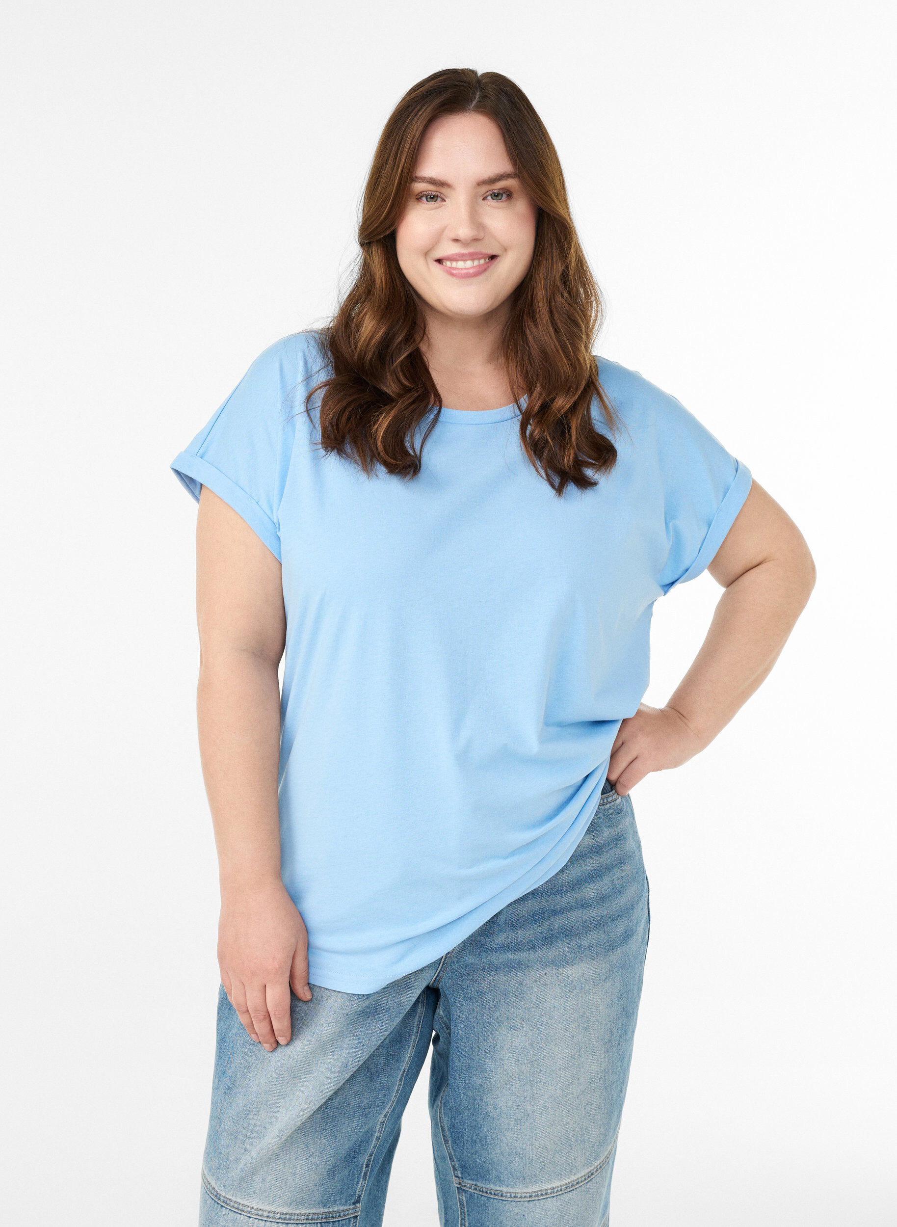 Zizzi T-shirt met korte mouwen in een katoenmix, Blauw, Model image number 0