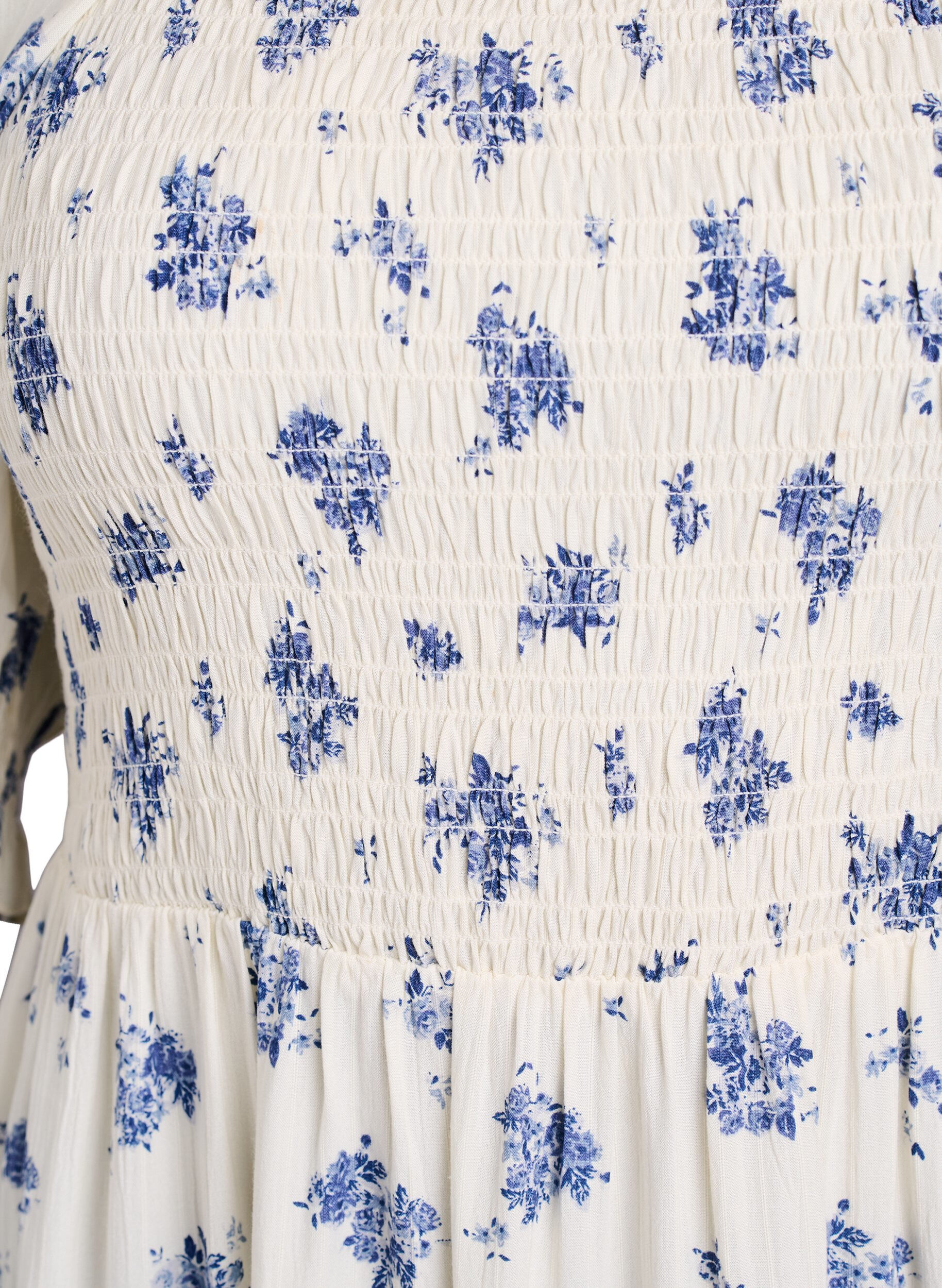 ZizziGebloemde viscose midi-jurk met smock, Wit, Packshot image number 2