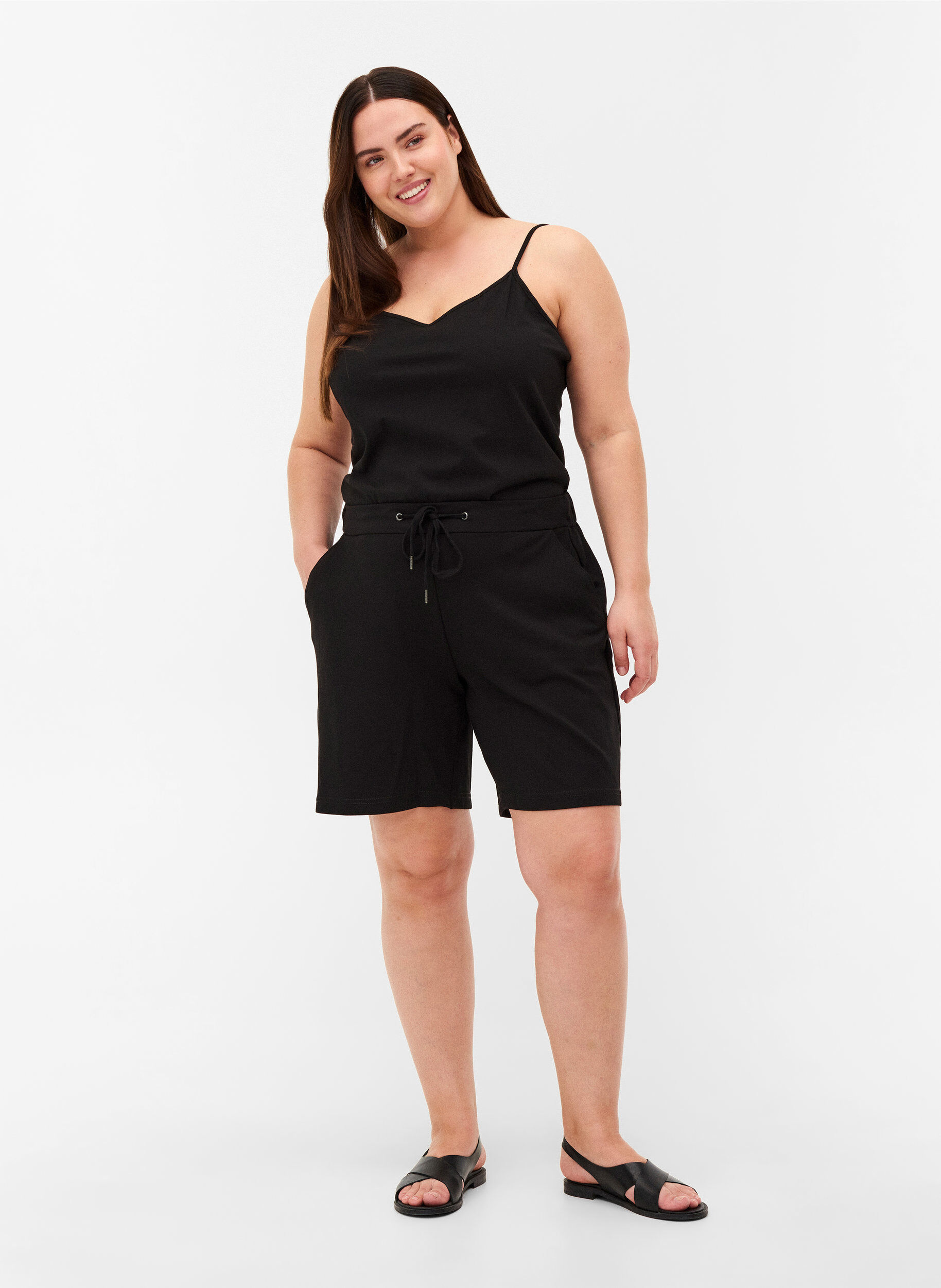 Zizzi Set van 2 basic katoenen tops, Black, Model image number 2