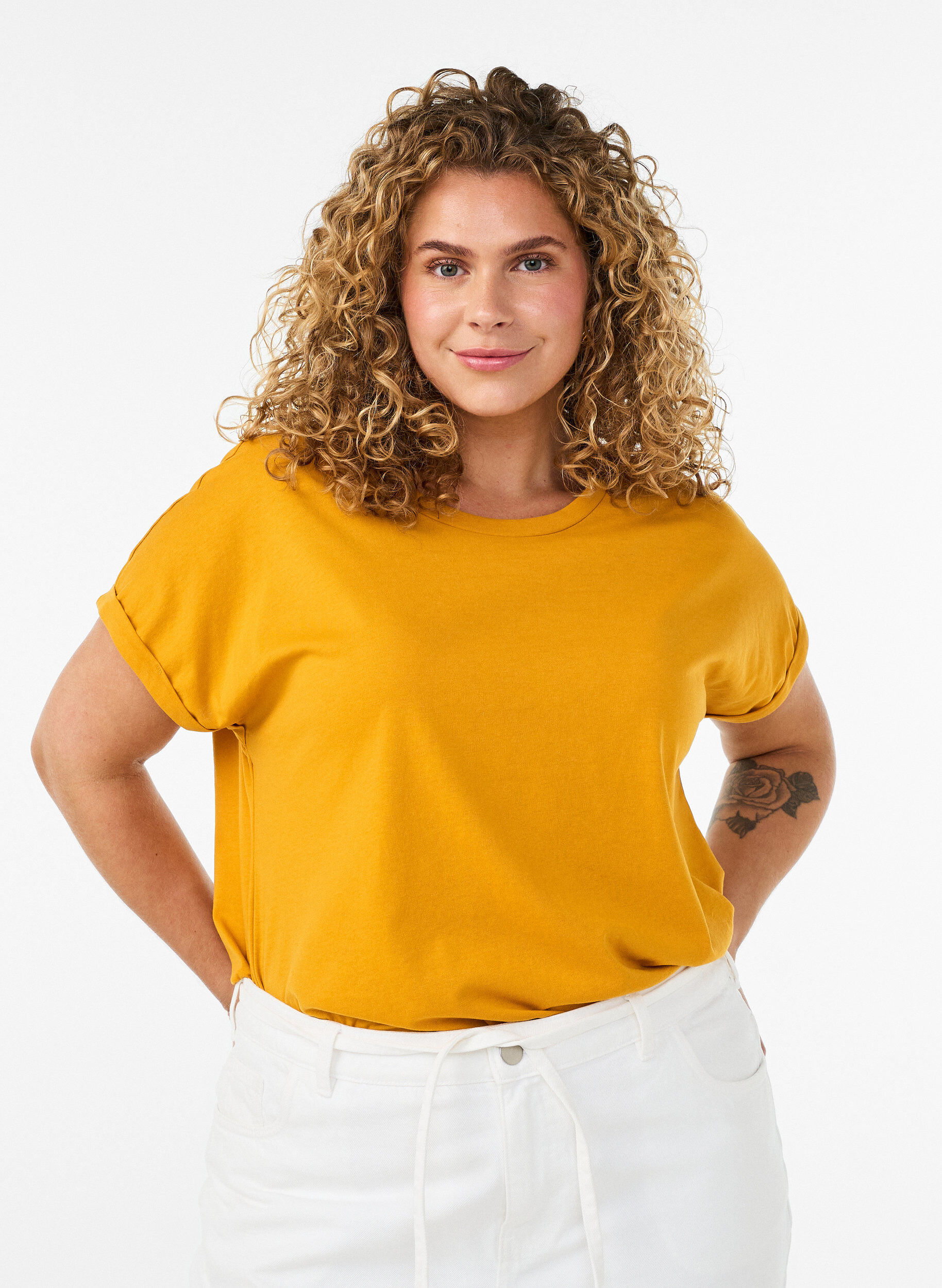 T-shirt met korte mouwen van katoenmix, Geel, Model