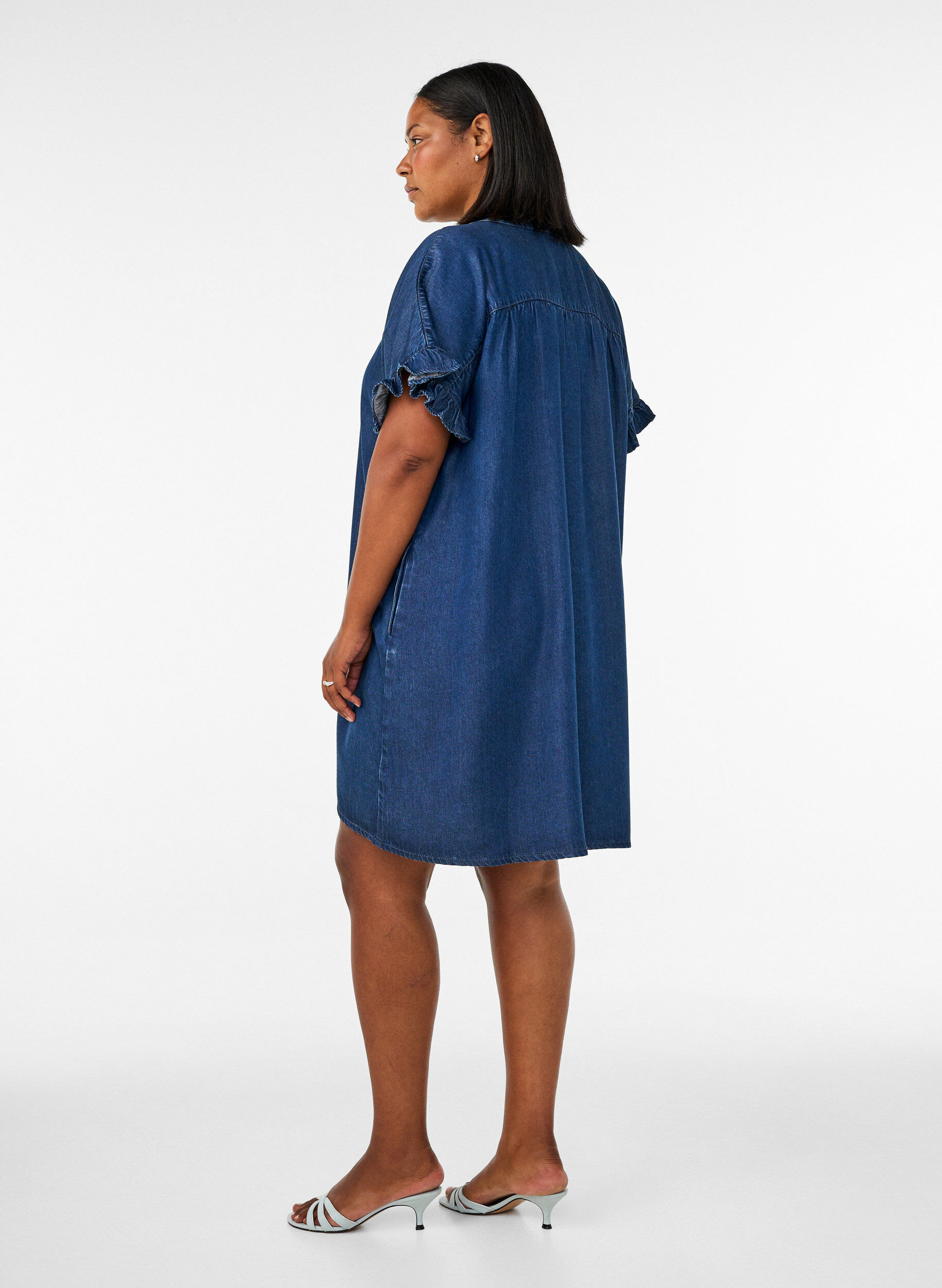 ZizziDenimlook jurk met knoopsluiting en ruches mouwtjes, Blauw, Model image number 2