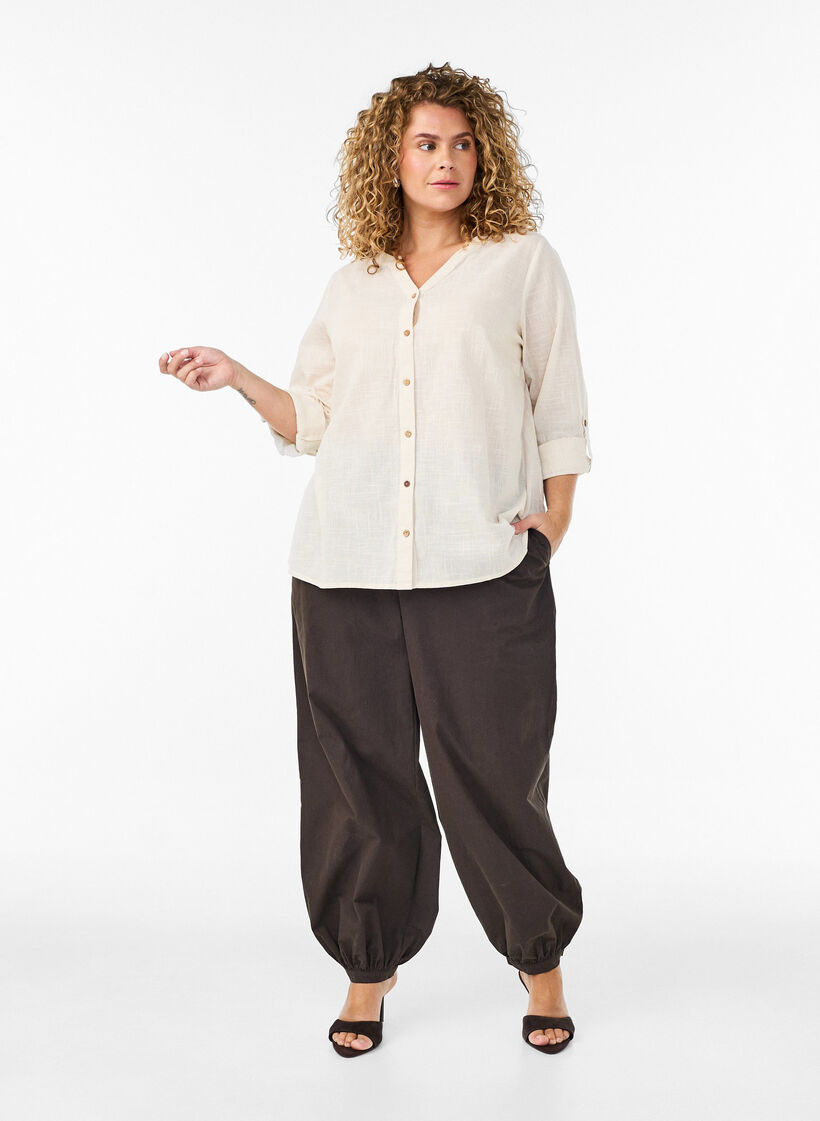 Katoenen blouse met een V-hals, Vanille, Model image number 1