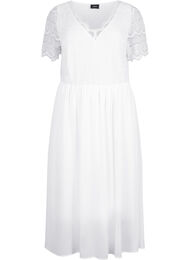 Feestjurk met kant en een empire taille, Bright White