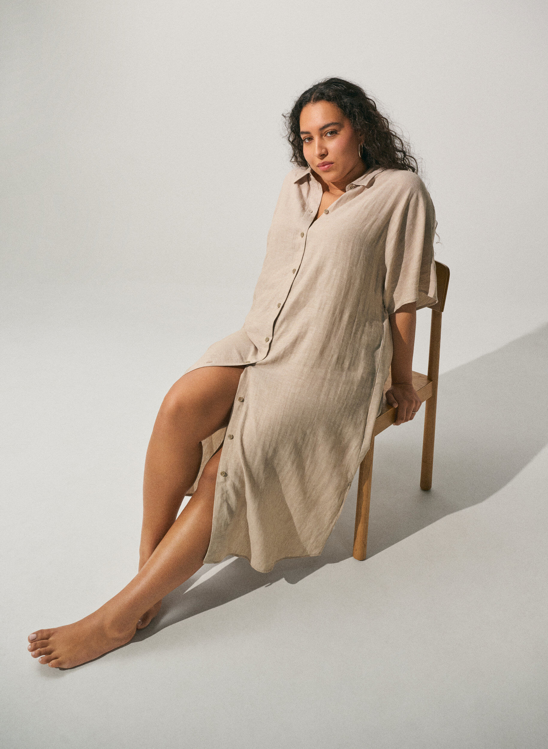 Zizzi Shirtjurk in linnen en viscose met korte mouwen, Beige, Image image number 0