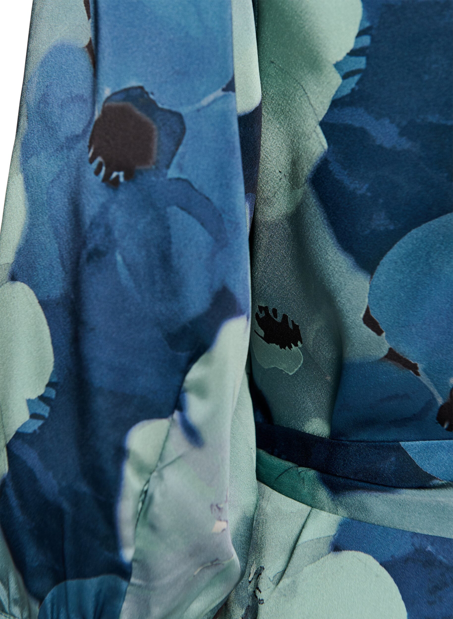 Zizzi Omslagjurk met bloemenprint met 3/4 mouwen, Mixed colours, Packshot image number 3