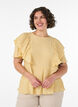 Blouse met smockstructuur en ruchesmouwen, Geel, Model image number 0