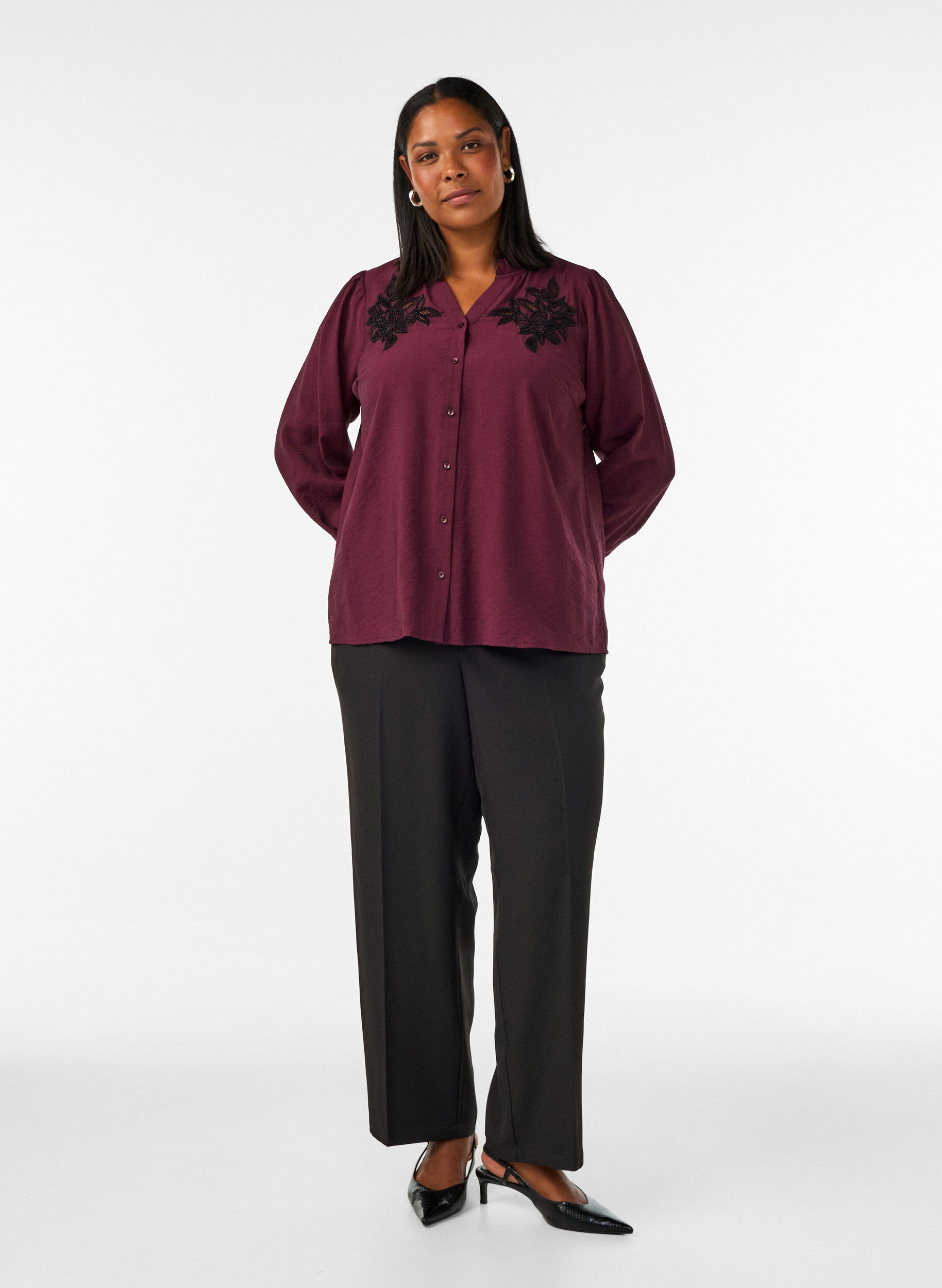 ZizziShirtblouse met geborduurde bloemapplicaties, Rood, Model image number 1