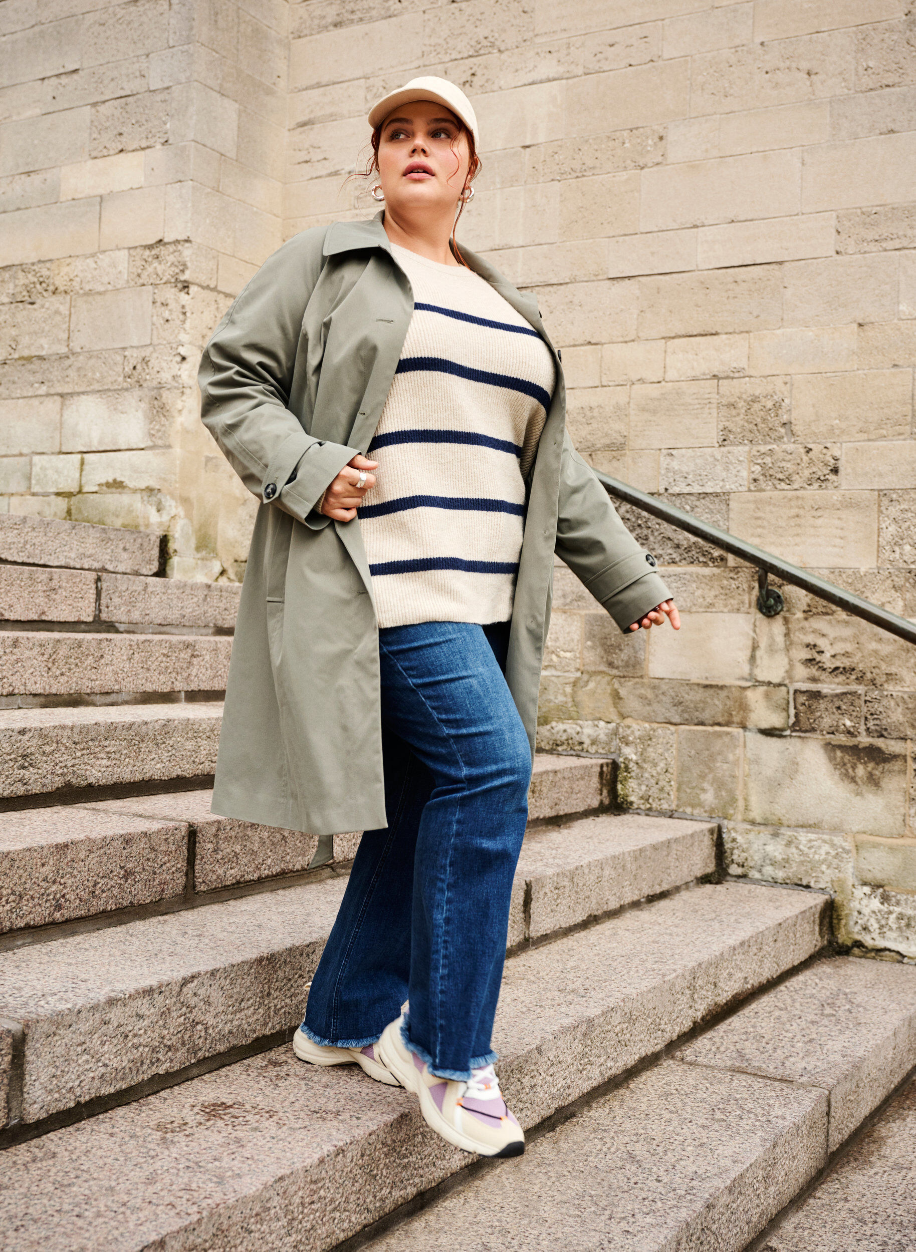 Zizzi Trenchcoat met zakken en riem, Sea Spray, Image image number 0