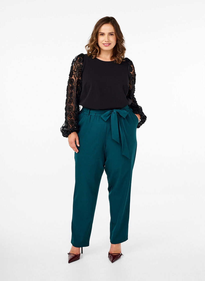 Blouse met 3D-bloemen, Black, Model image number 2