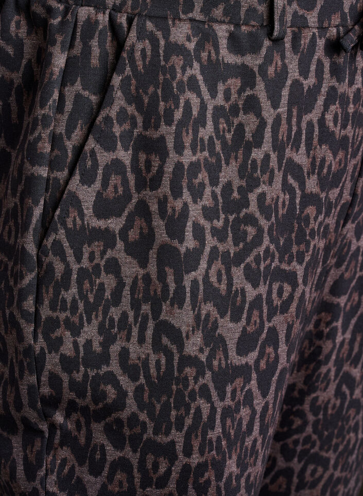 Gecropte broek met luipaardprint, Bruin, Packshot image number 2