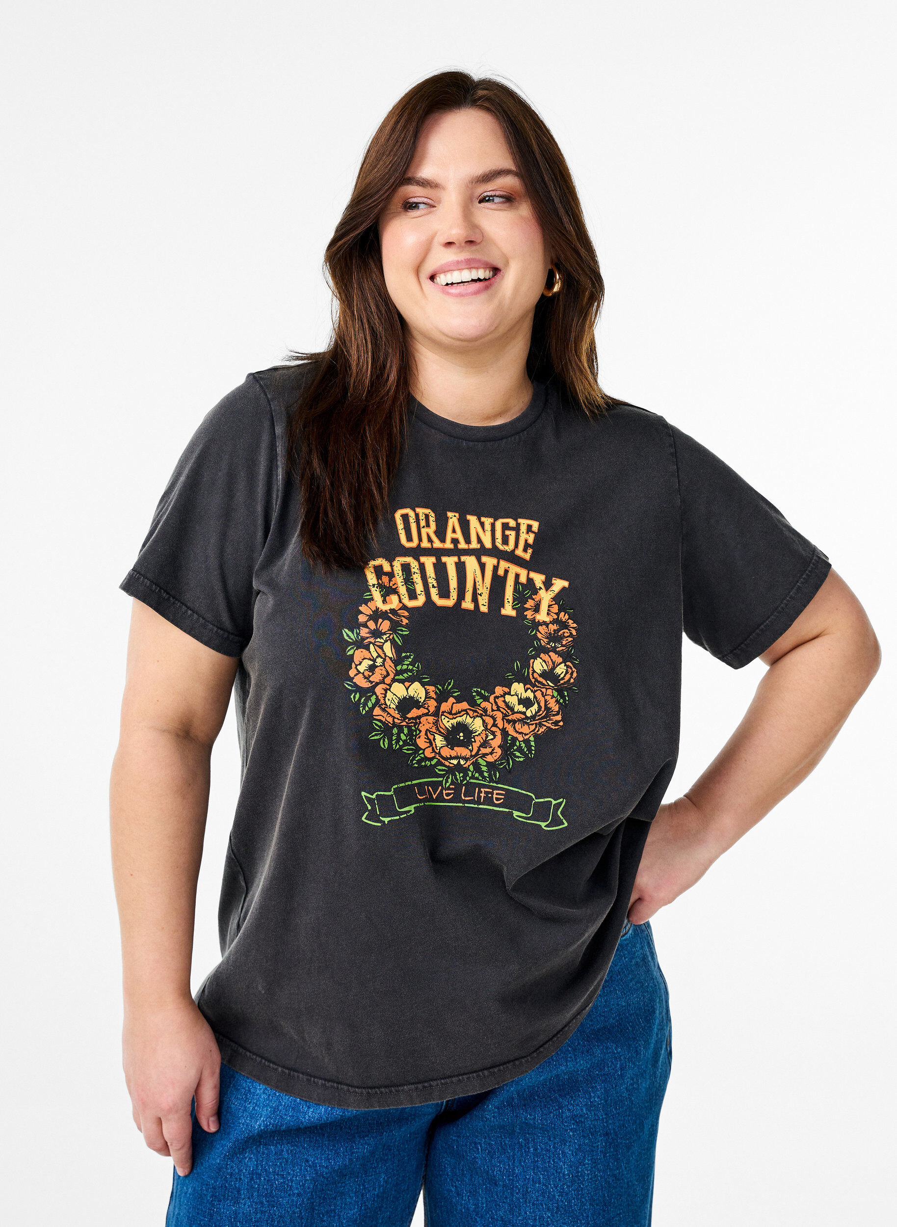 Zizzi T-shirt in biologisch katoen met een coole print, Grijs, Model image number 0