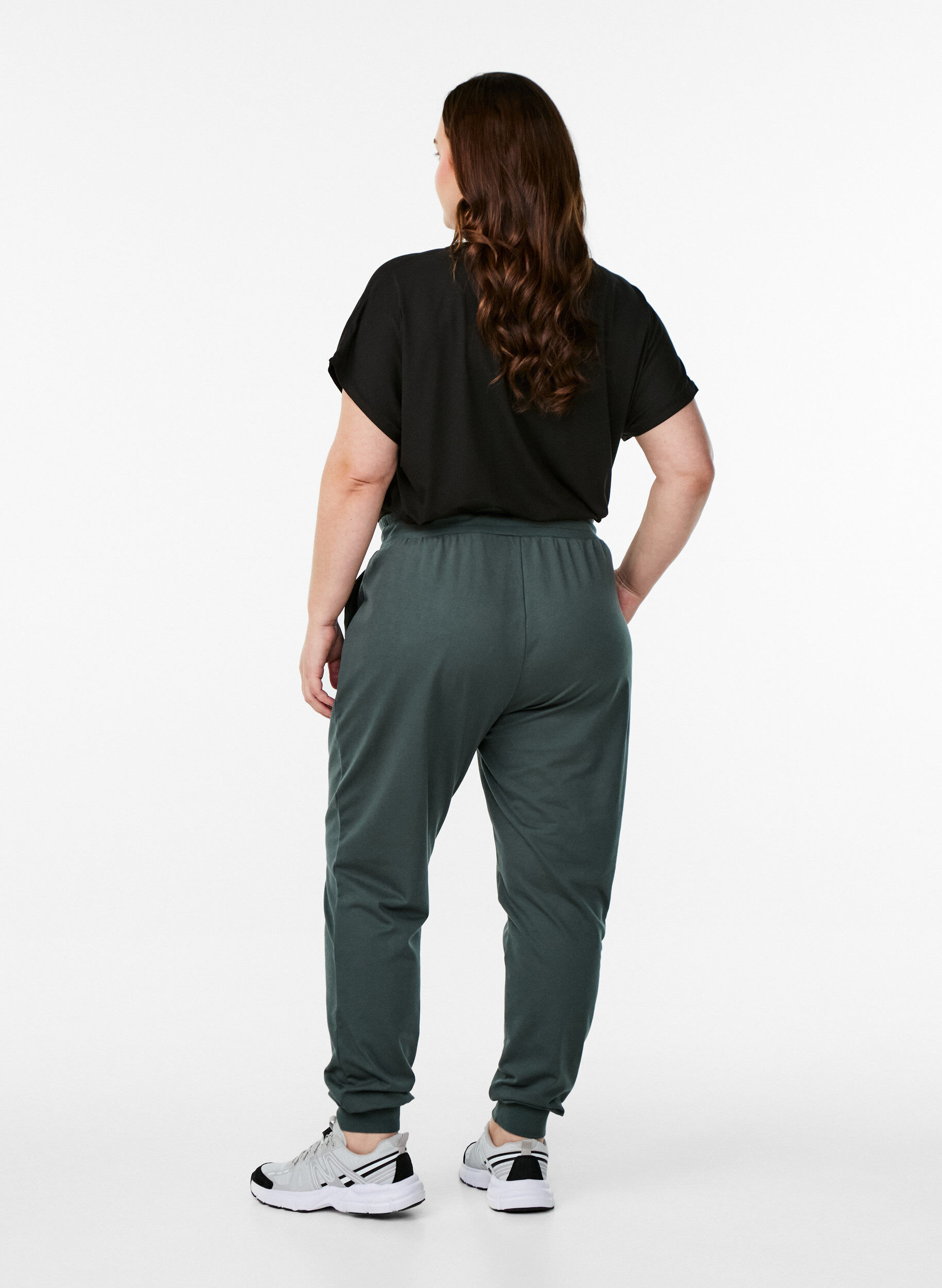 Zizzi Losse trainingsbroek met zakken, Groen, Model image number 1