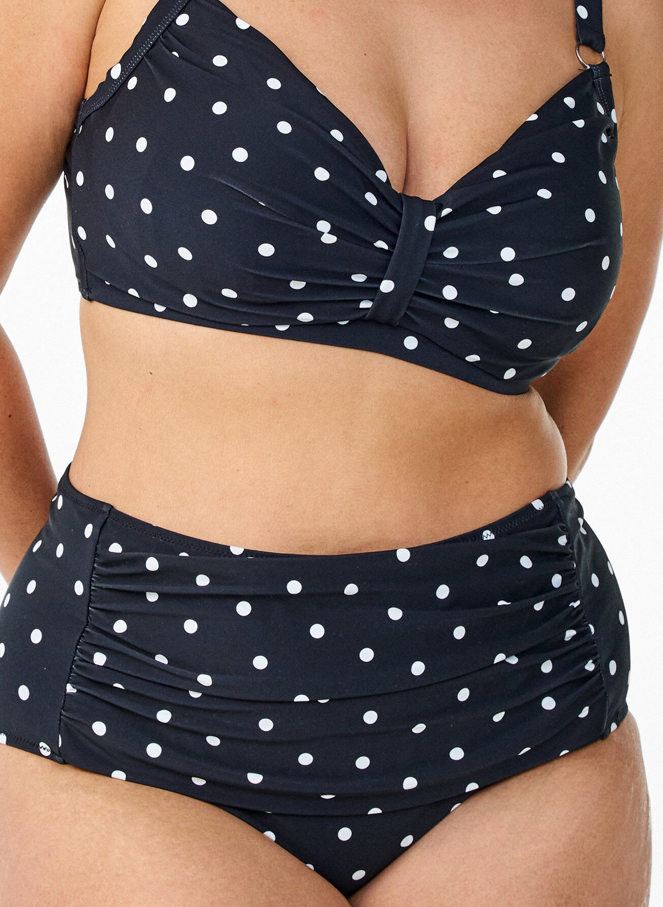 Zizzi Hoge taille bikinibroekje met stippen, Zwart, Packshot image number 2