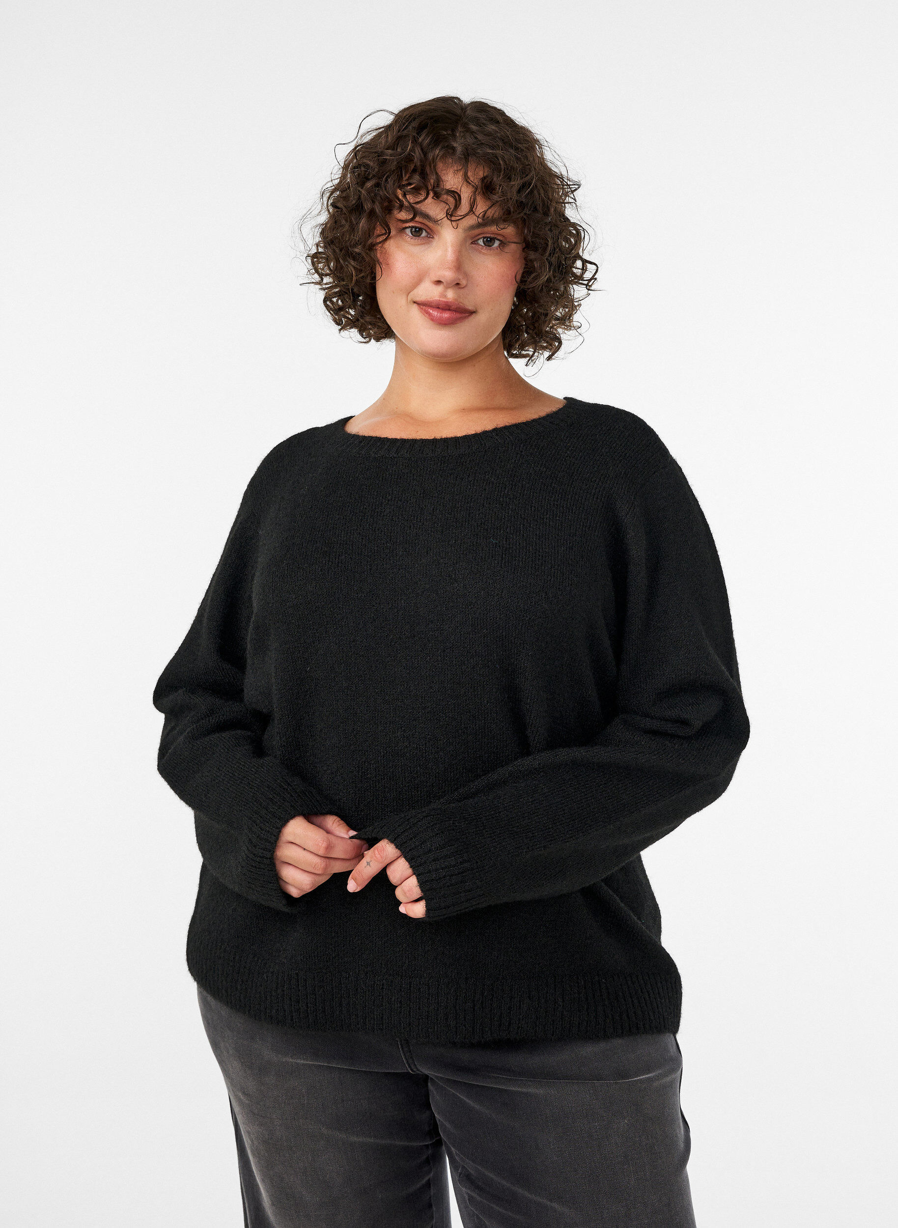 ZizziJumper met ronde hals en losse pasvorm, Zwart, Model image number 0
