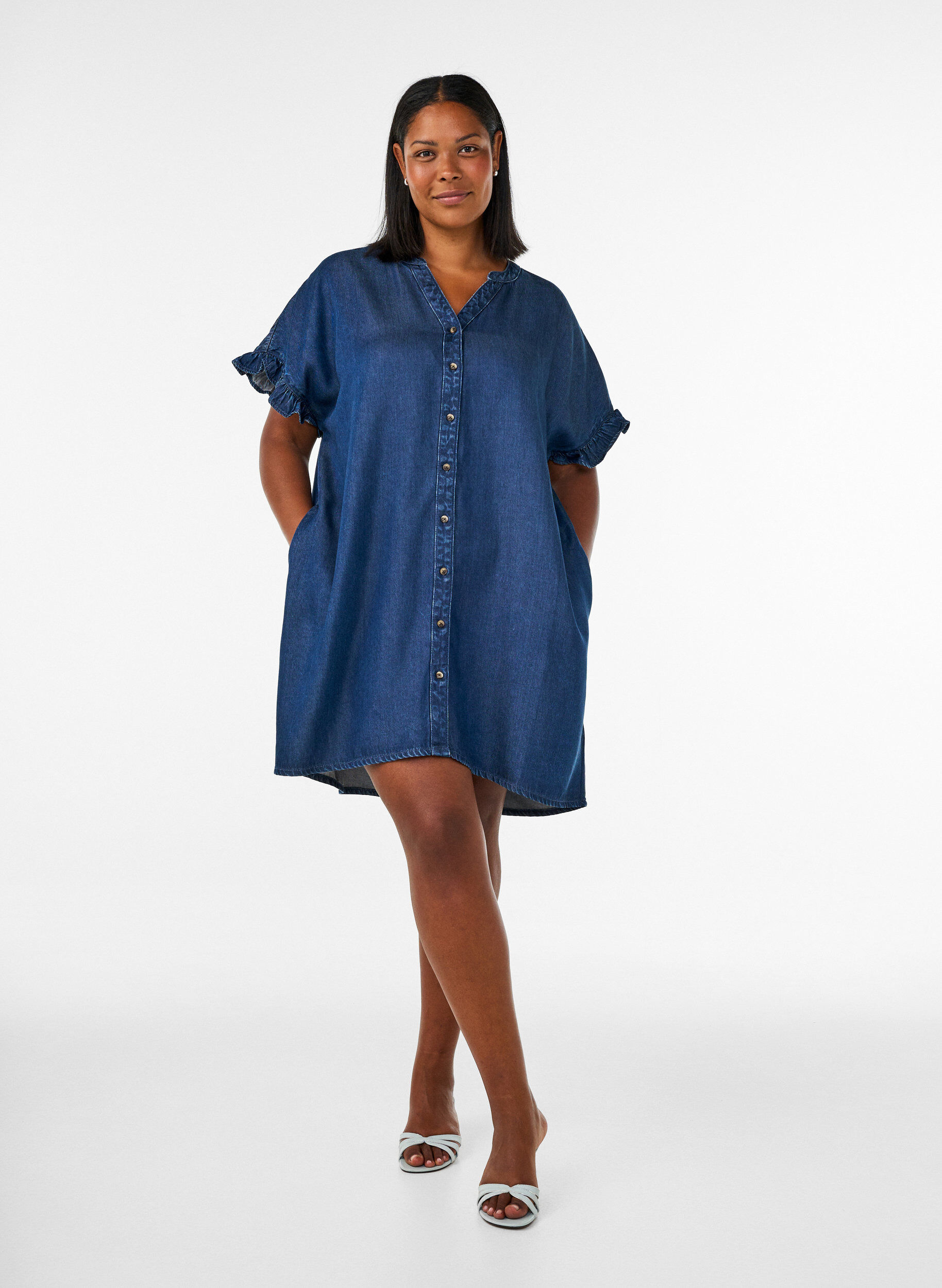 ZizziDenimlook jurk met knoopsluiting en ruches mouwtjes, Blauw, Model image number 1