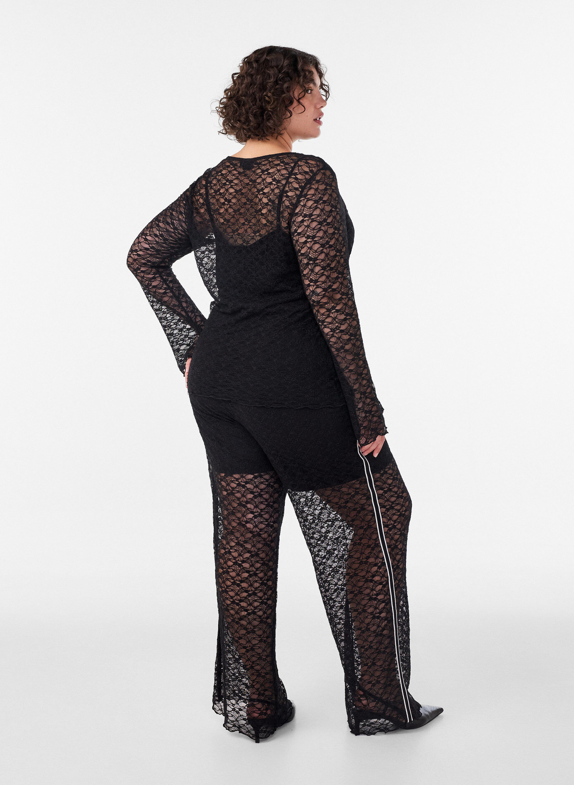 ZizziTransparante wijde kanten broek, Zwart, Model image number 1