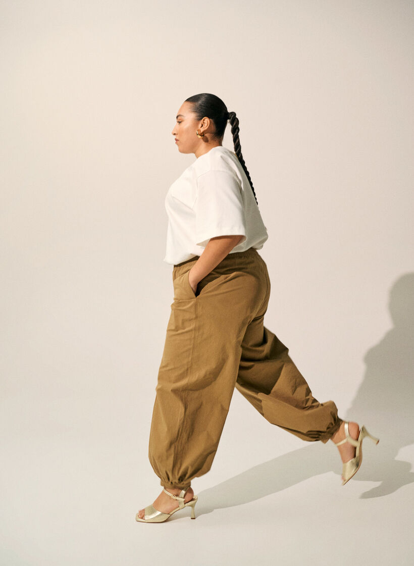 Pumps met een open teen en vierkante neus, Goud, Image