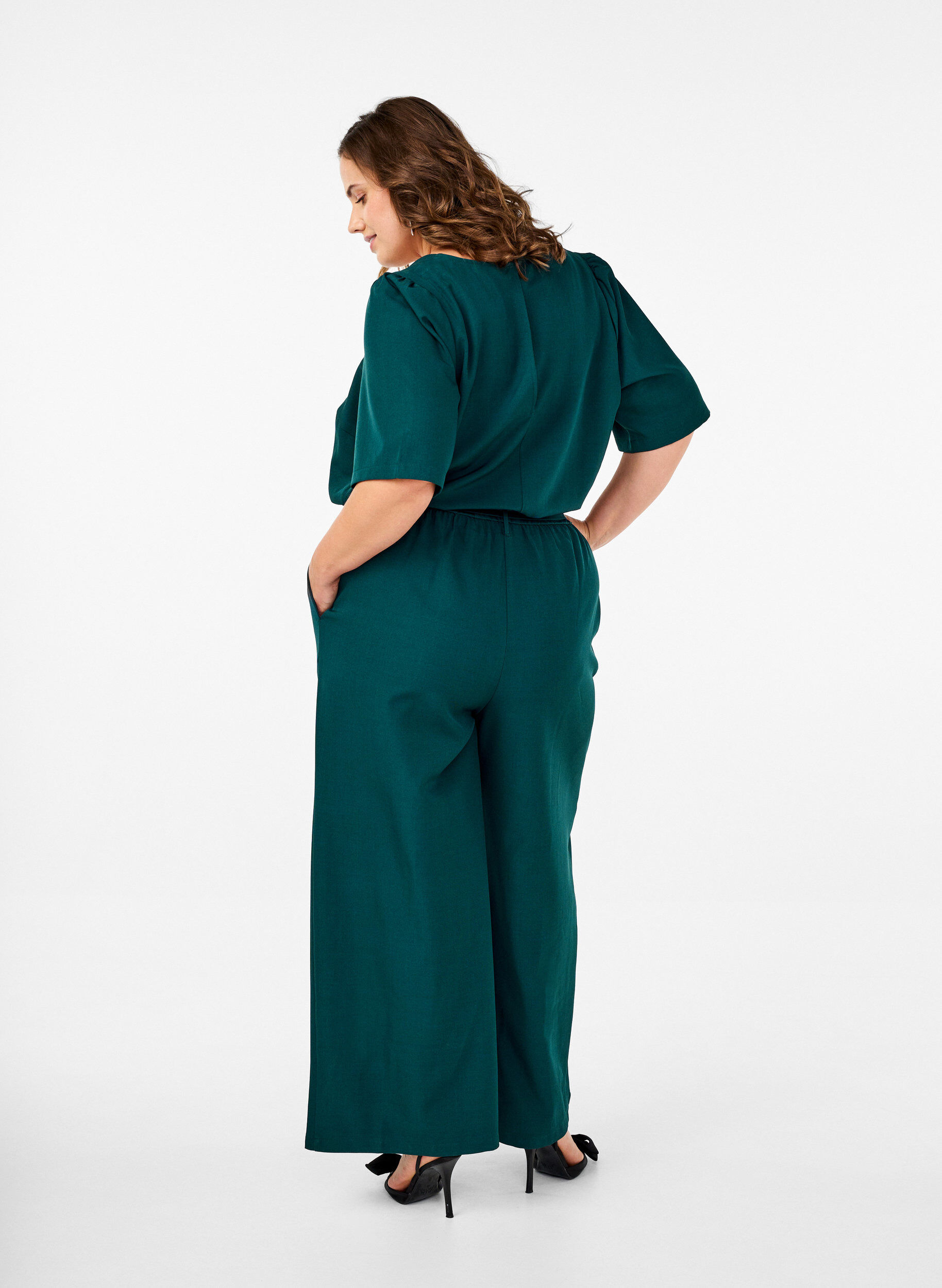 Zizzi Jumpsuit met riem en korte mouwen, Sea Moss Melange, Model image number 1