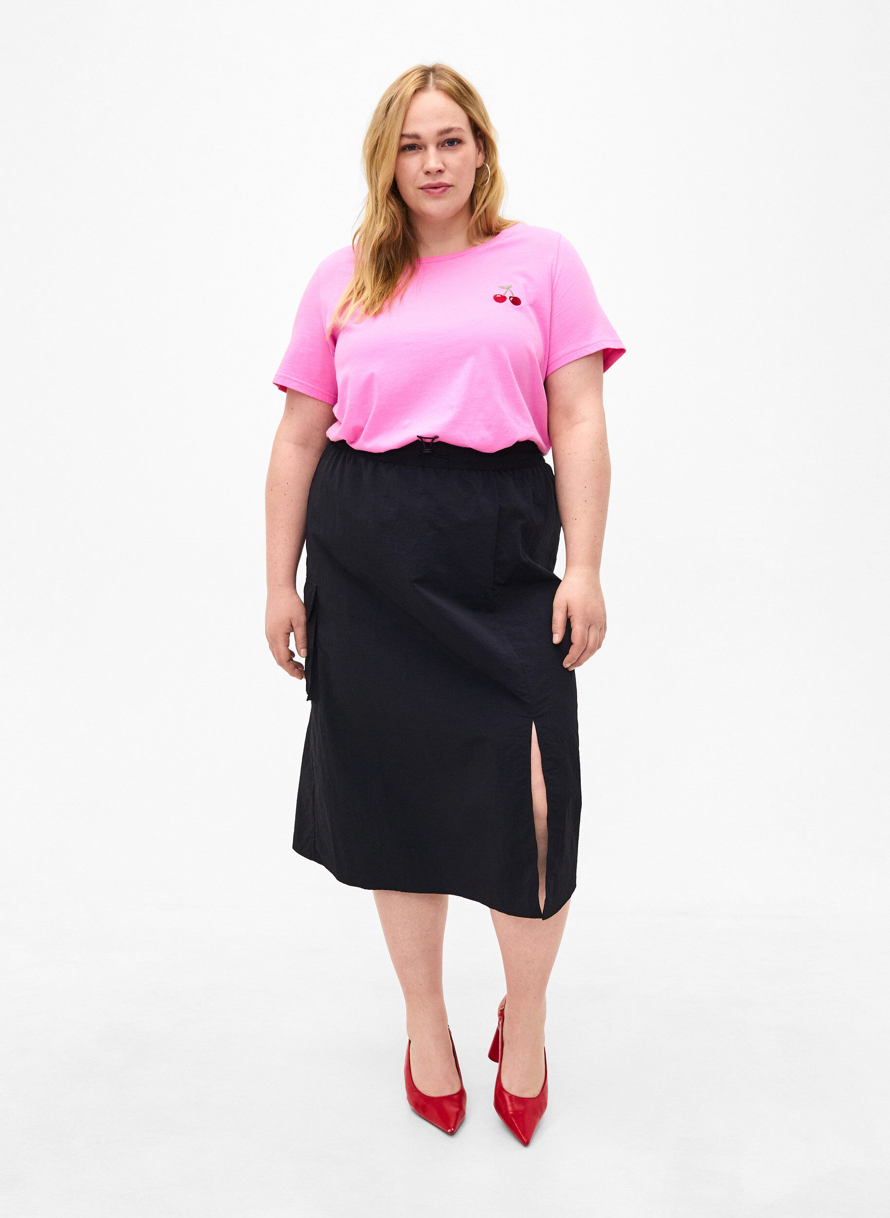 Zizzi Katoenen T-shirt met geborduurde kers, Roseb. W. CherryEMB., Model image number 2