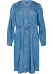 Denimjurk met V-hals en strikceintuur, Blauw, Packshot image number 0