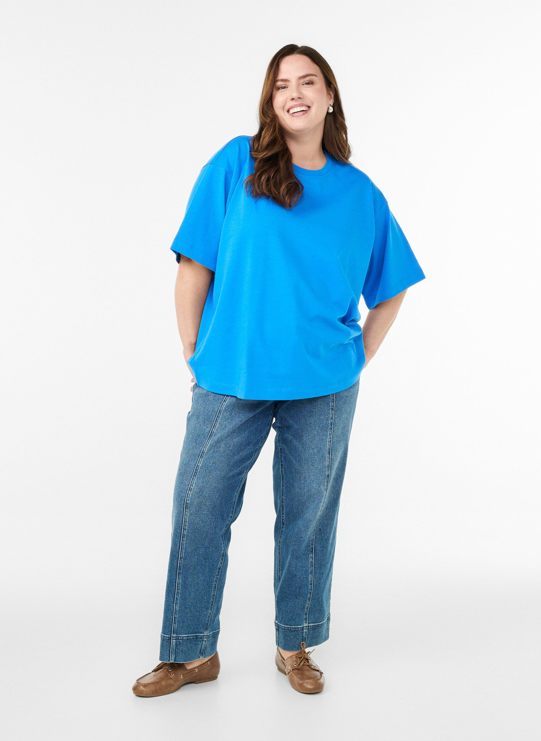 Oversized T-shirt met halflange mouwen, Blauw, Model