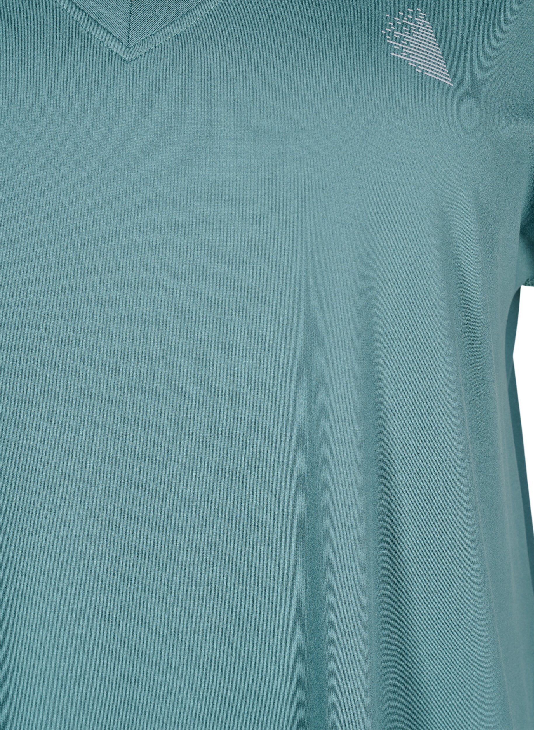 Zizzi Losvallend sport T-shirt met V-hals, Groen, Packshot image number 2