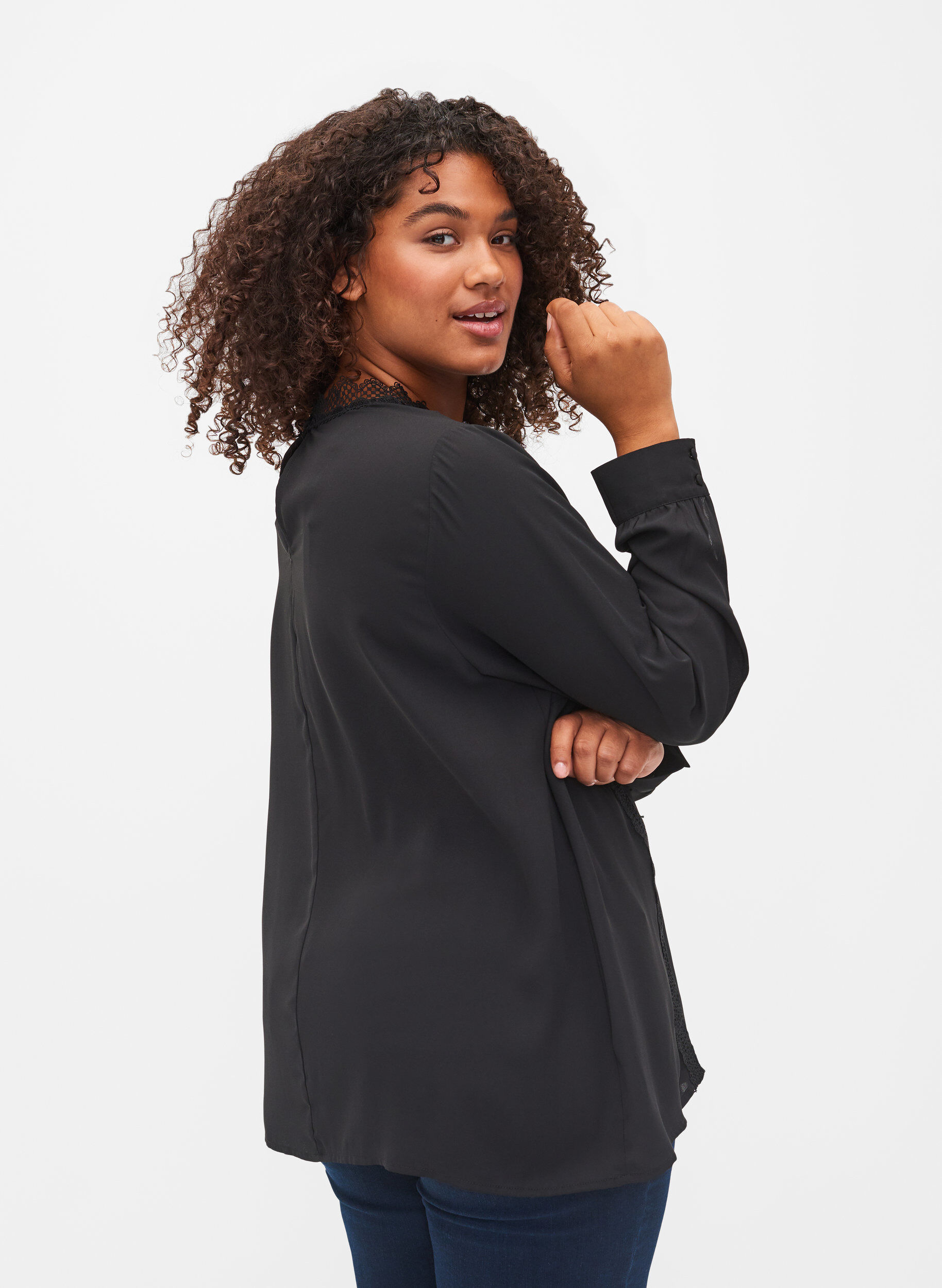 Zizzi Blouse met lange mouwen en kant, Black, Model image number 1