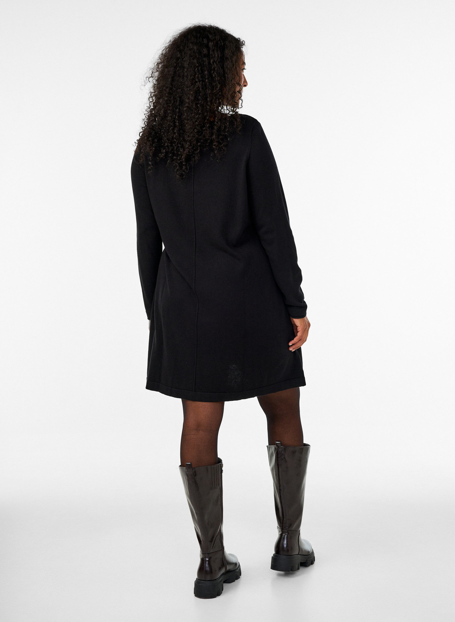 ZizziGebreide jurk in katoen-viscose blend, Zwart, Model image number 2