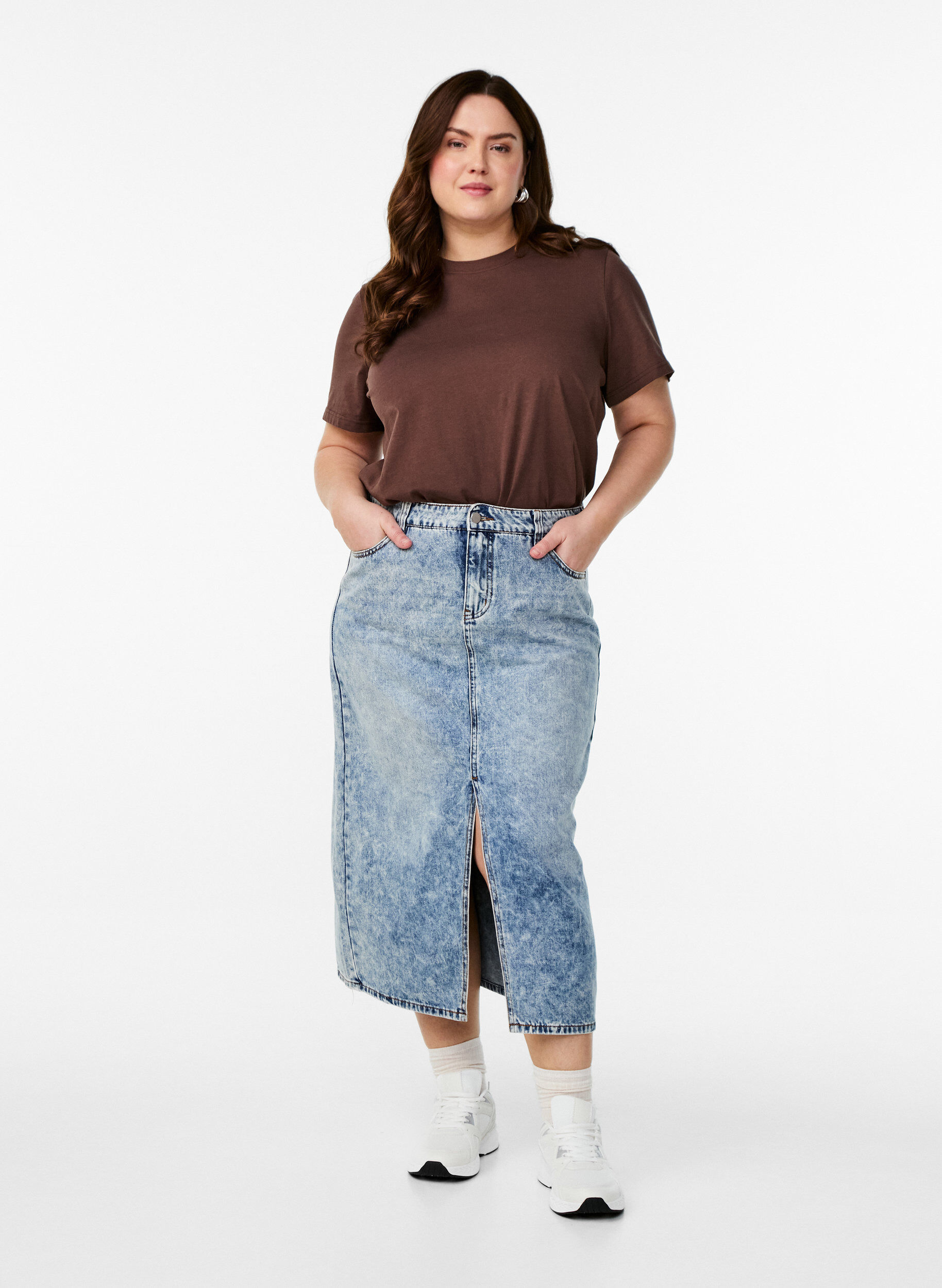 Denim maxi rok met een voorsplit, Blauw, Model