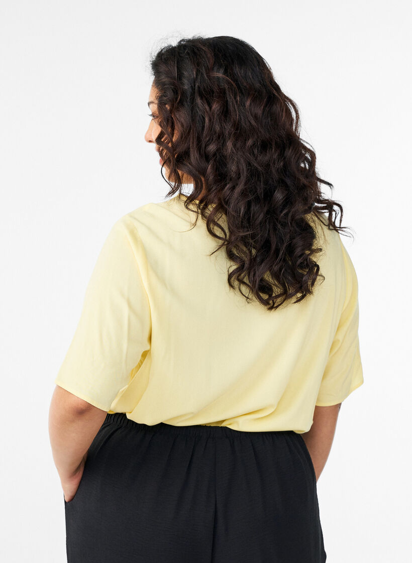 Geweven blouse met korte mouwen en ronde hals, Geel, Model image number 2