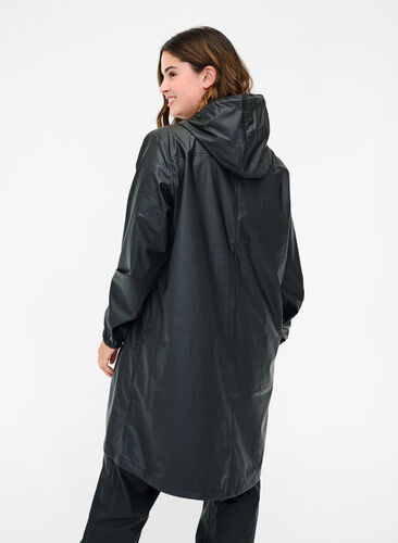 Regenjas met capuchon en knoopsluiting, Black, Model image number 1