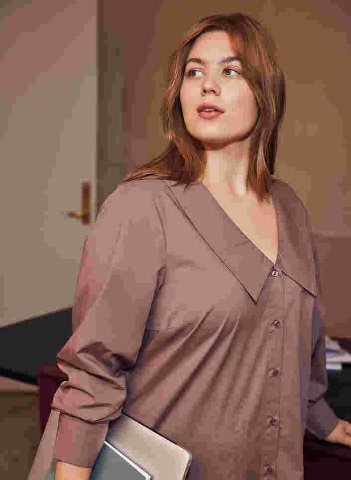 Lange, katoenen blouse met grote kraag, Deep Taupe, Image