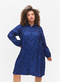 Lange jacquard shirt, Mazarine Blue, Model