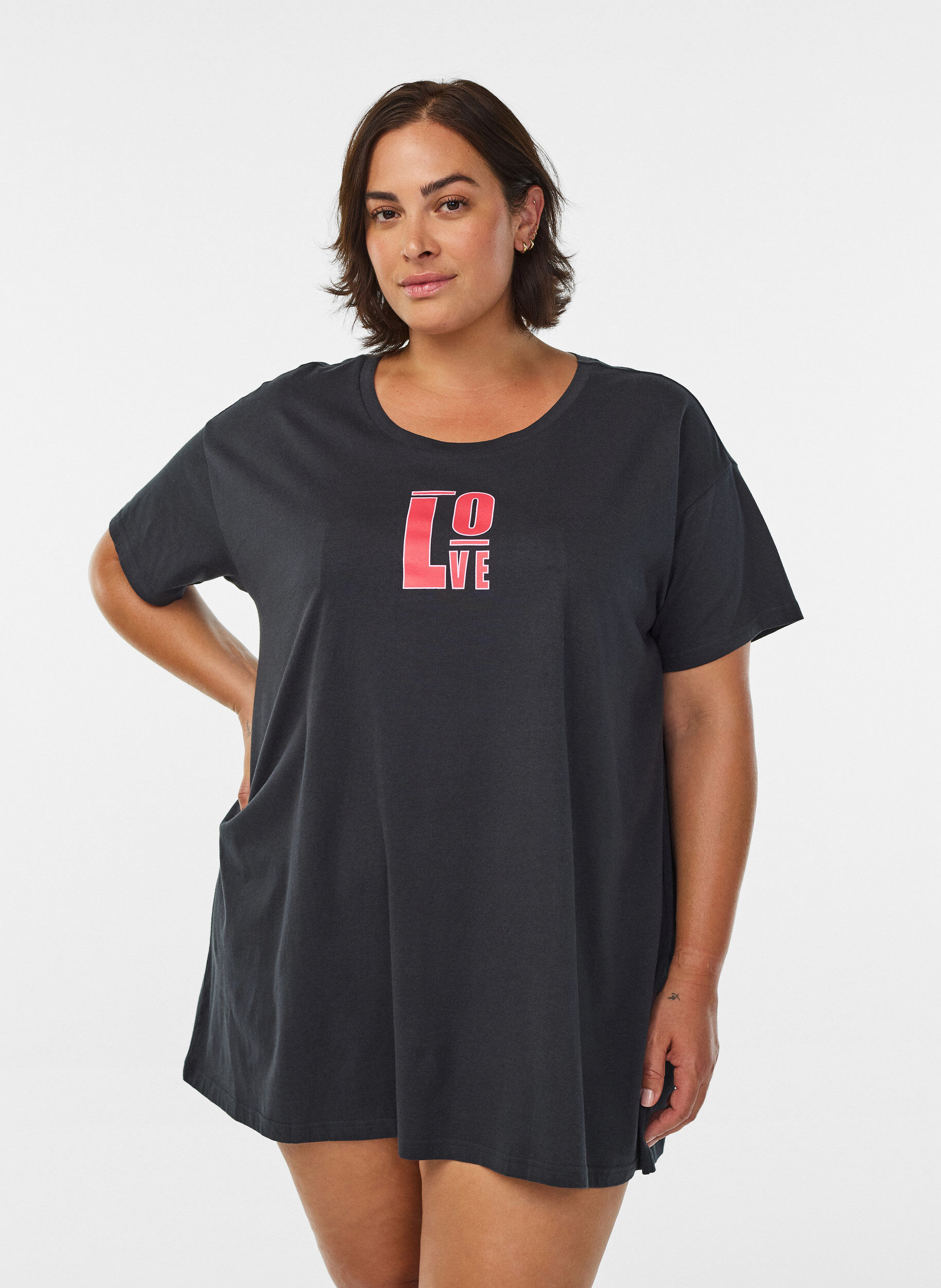 Zizzi Lang nachthemd-T-shirt in biologisch katoen met print, Grijs, Model image number 0