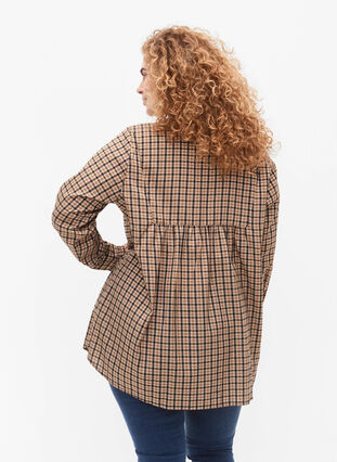 Geruite overhemdblouse met ruches, Brown Check, Model image number 1