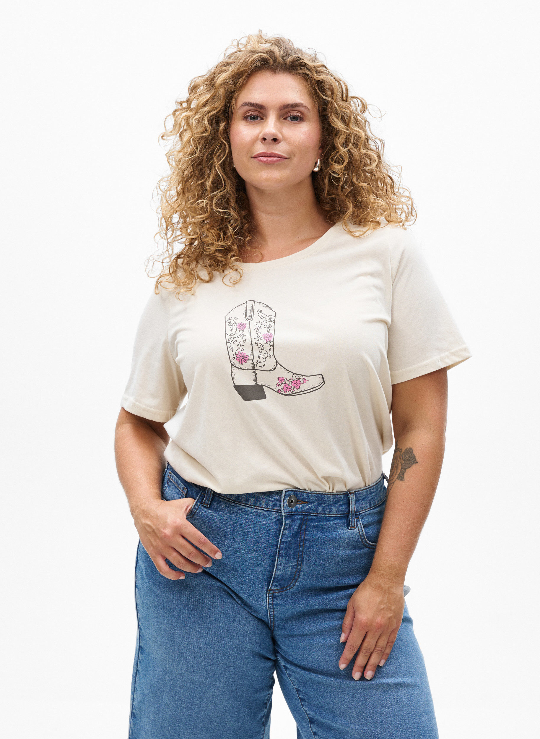 Zizzi T-shirt met print, Vanille, Model image number 0