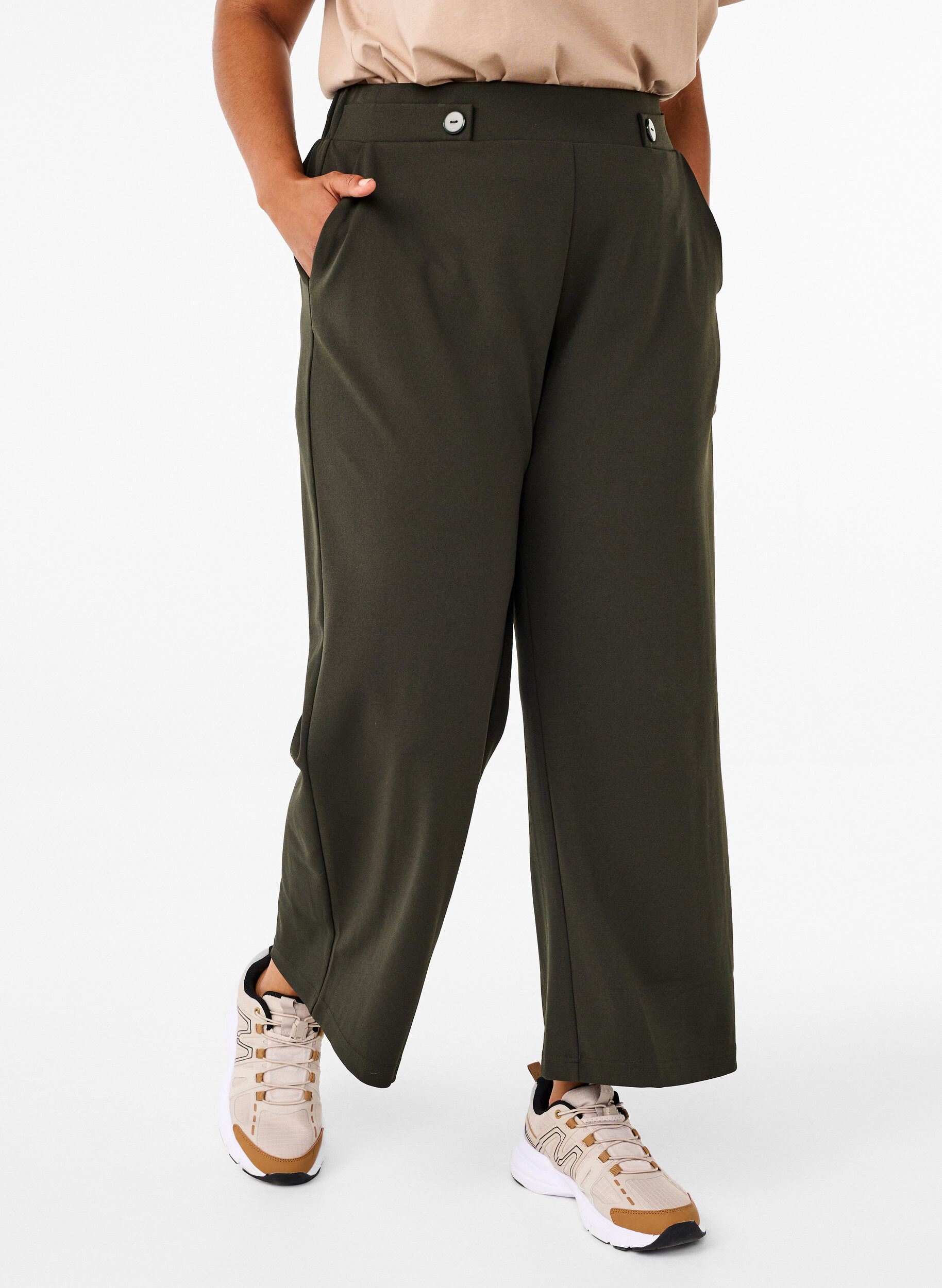 Zizzi Losse broek met zakken, Groen, Model image number 2