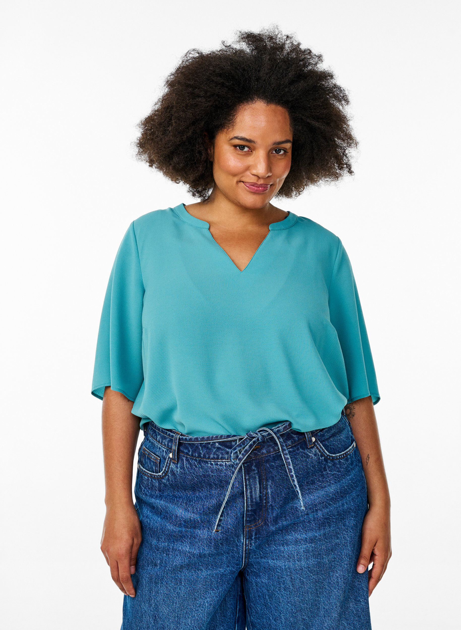 Zizzi Blouse met korte mouwen en V-hals, Groen, Model image number 0