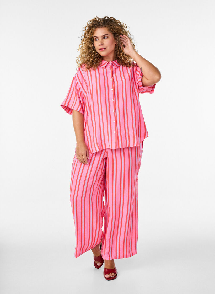 Gestreepte viscose shirt met korte mouwen, Roze, Model image number 1