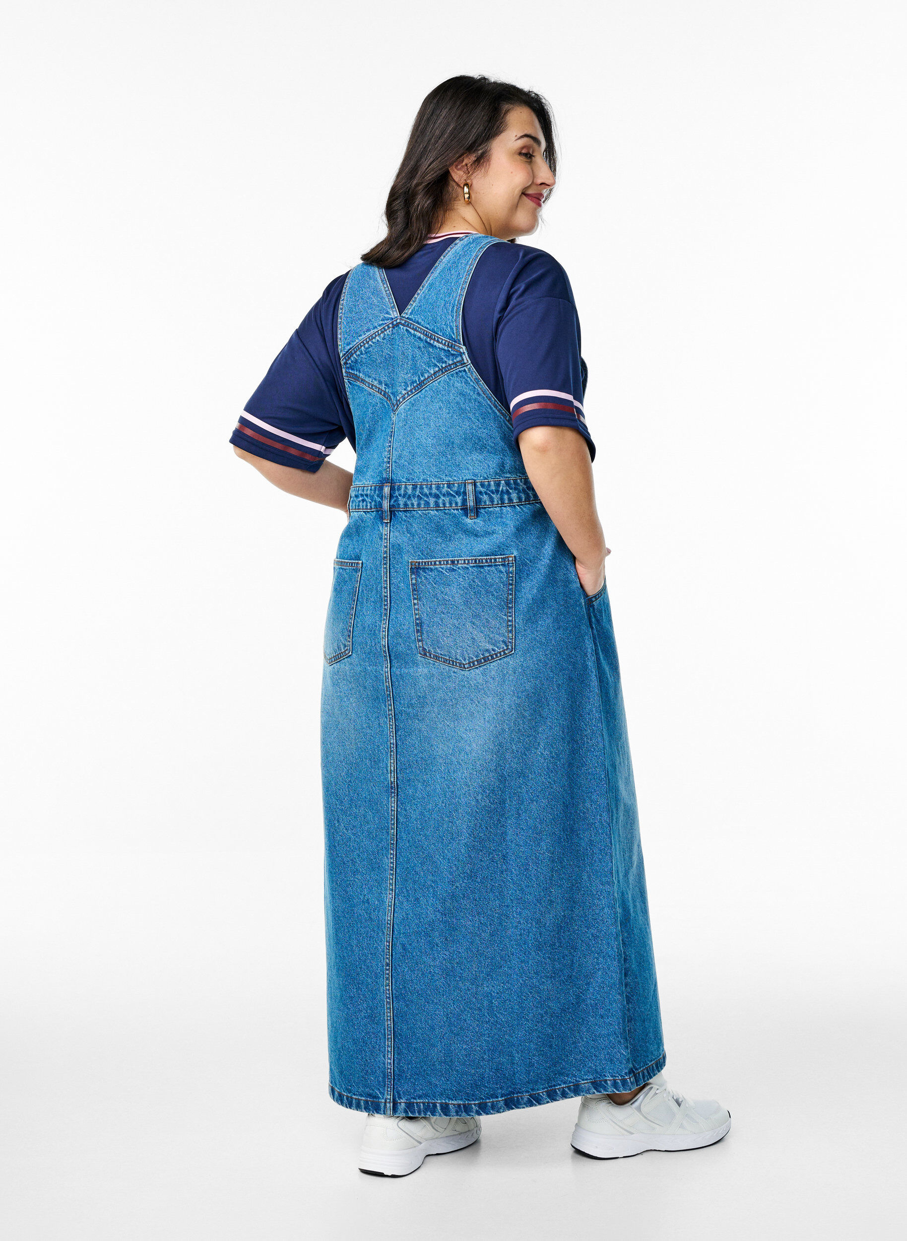 Zizzi Midi denim overall jurk, Blue Denim, Model image number 1