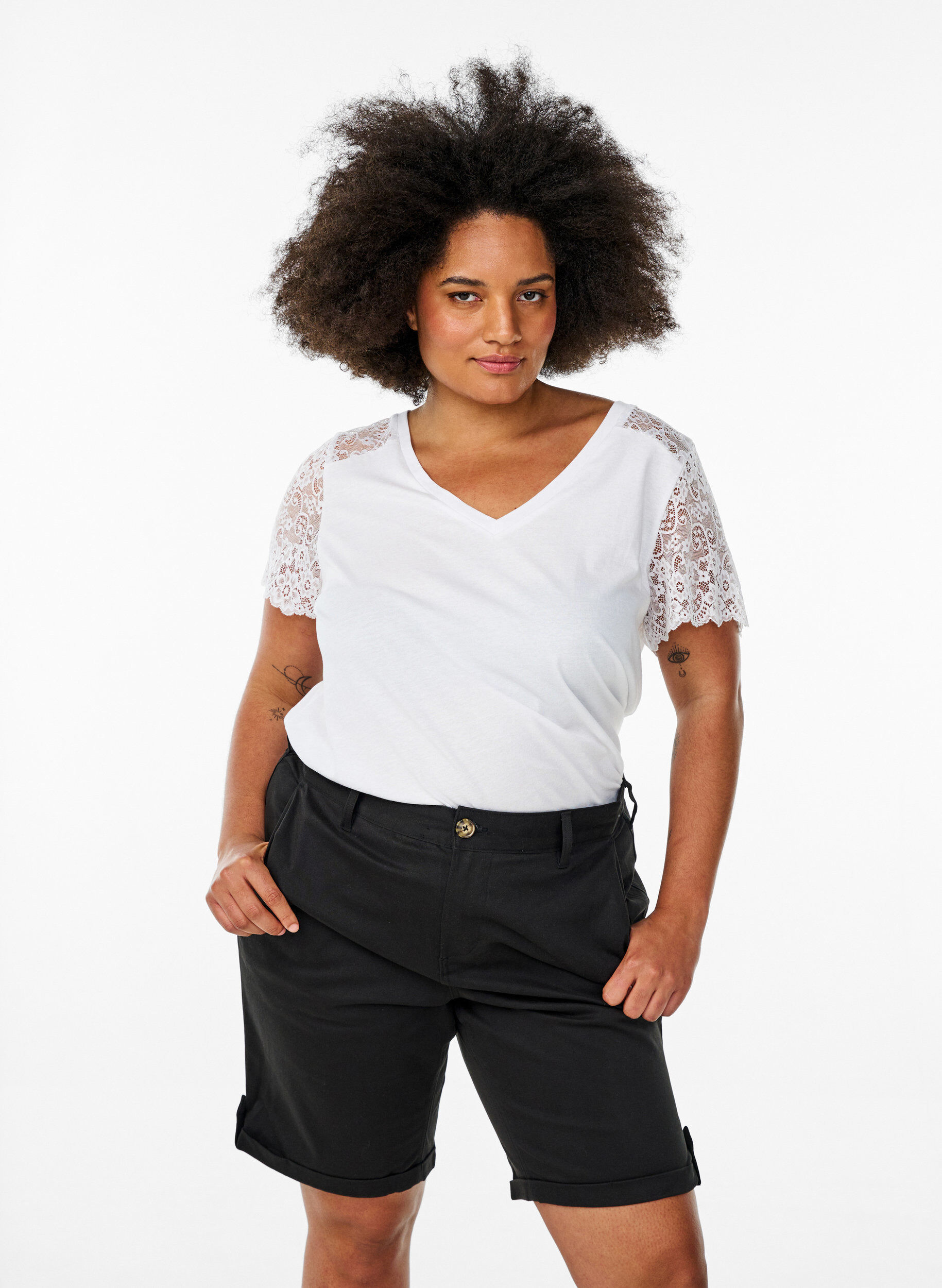 Chino shorts met zakken, Zwart, Model