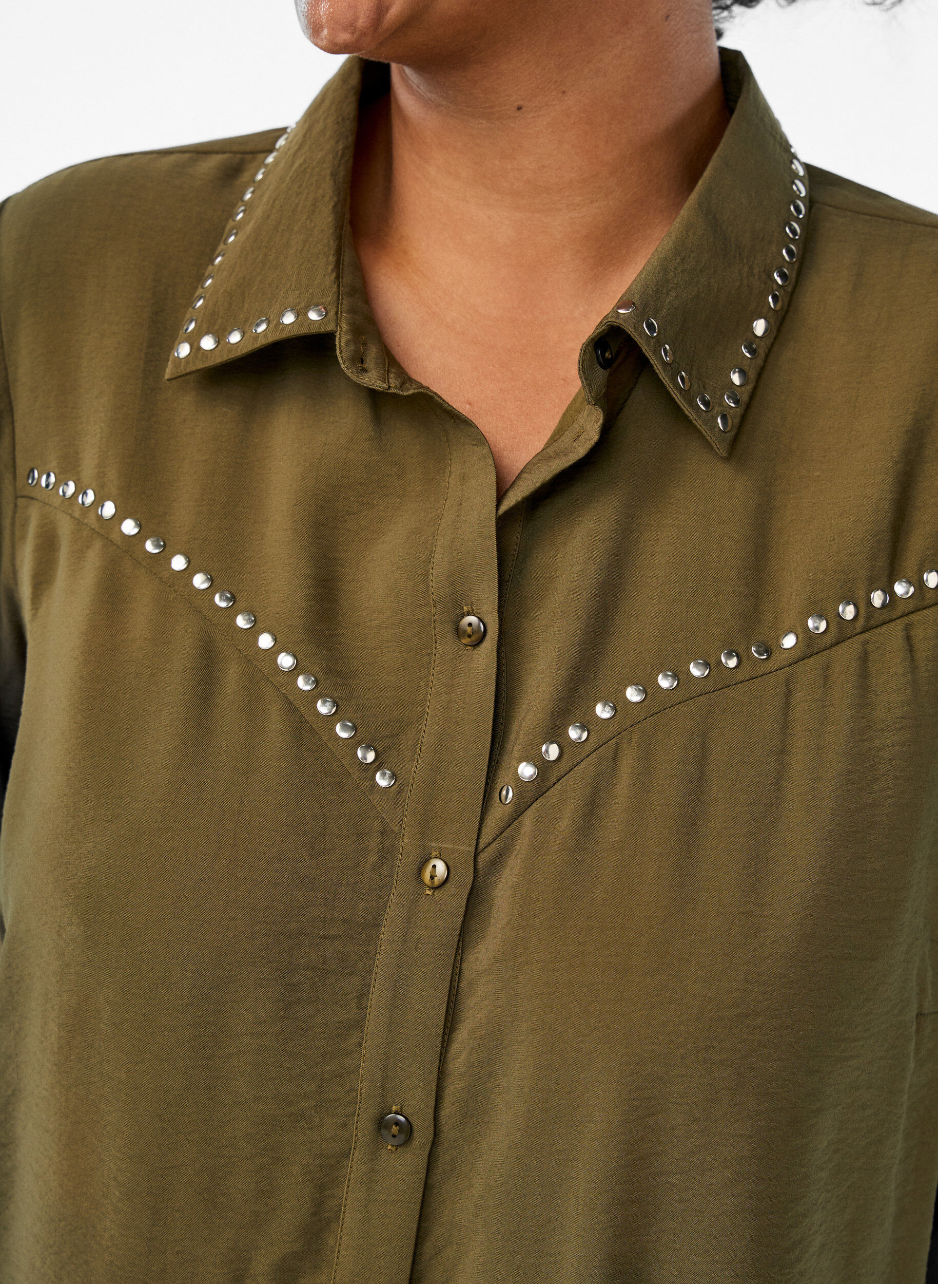 Zizzi Shirt met studs, Groen, Model image number 3