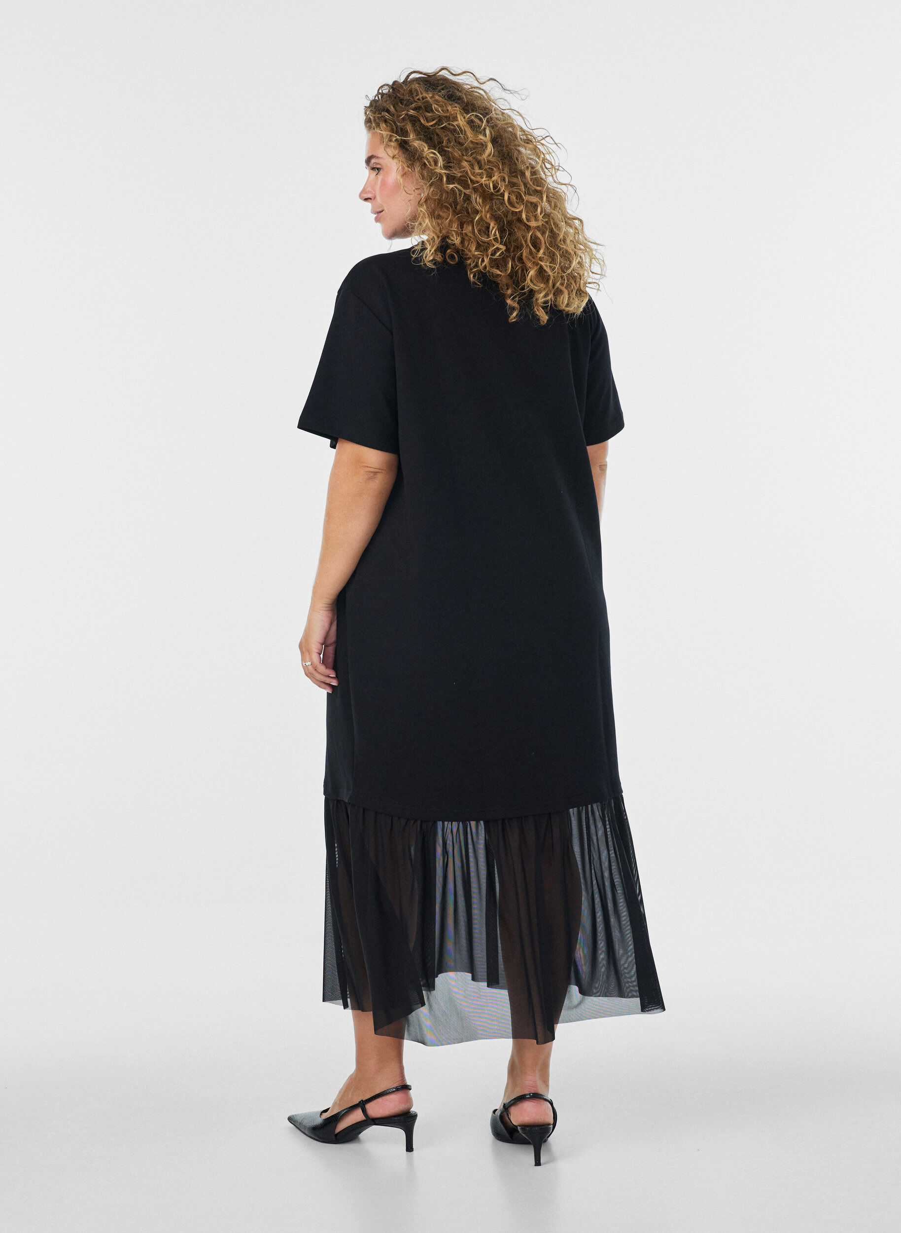ZizziT-shirt-jurk met een transparante mesh zoom, Zwart, Model image number 1