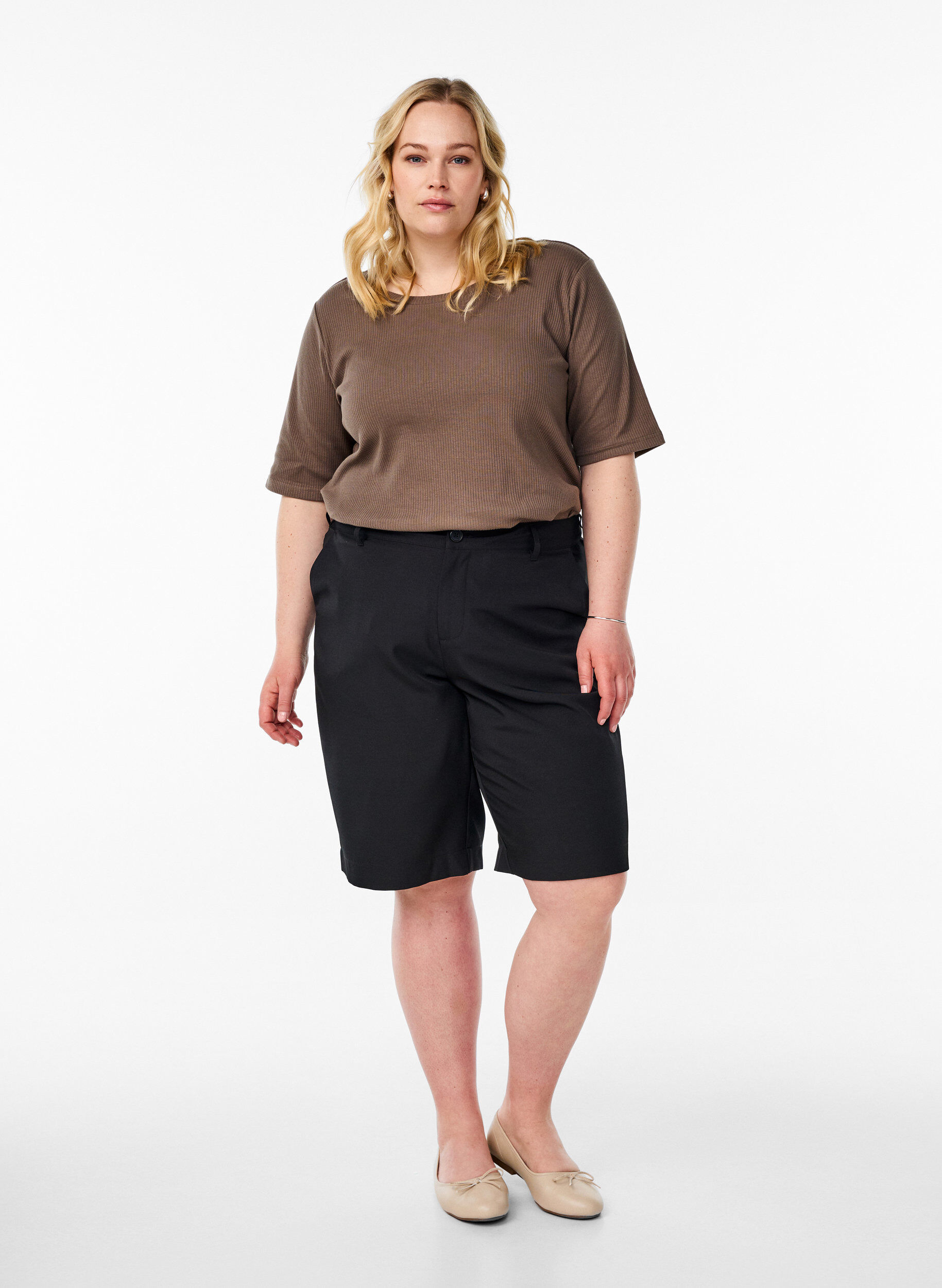 ZizziGeribde jersey blouse met korte mouwen, Bruin, Model image number 1